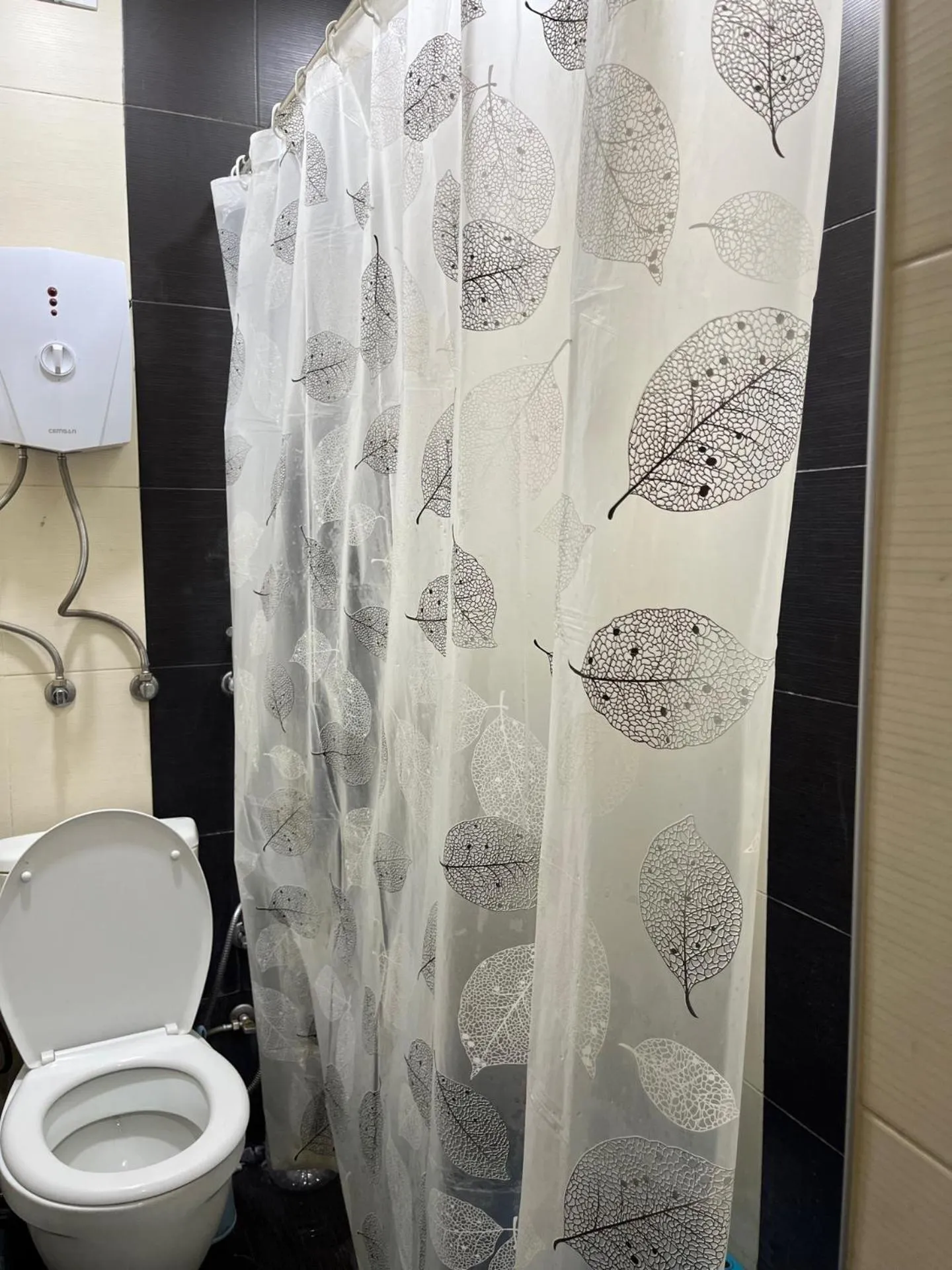 Toilet in Komitas Avenue Guest House