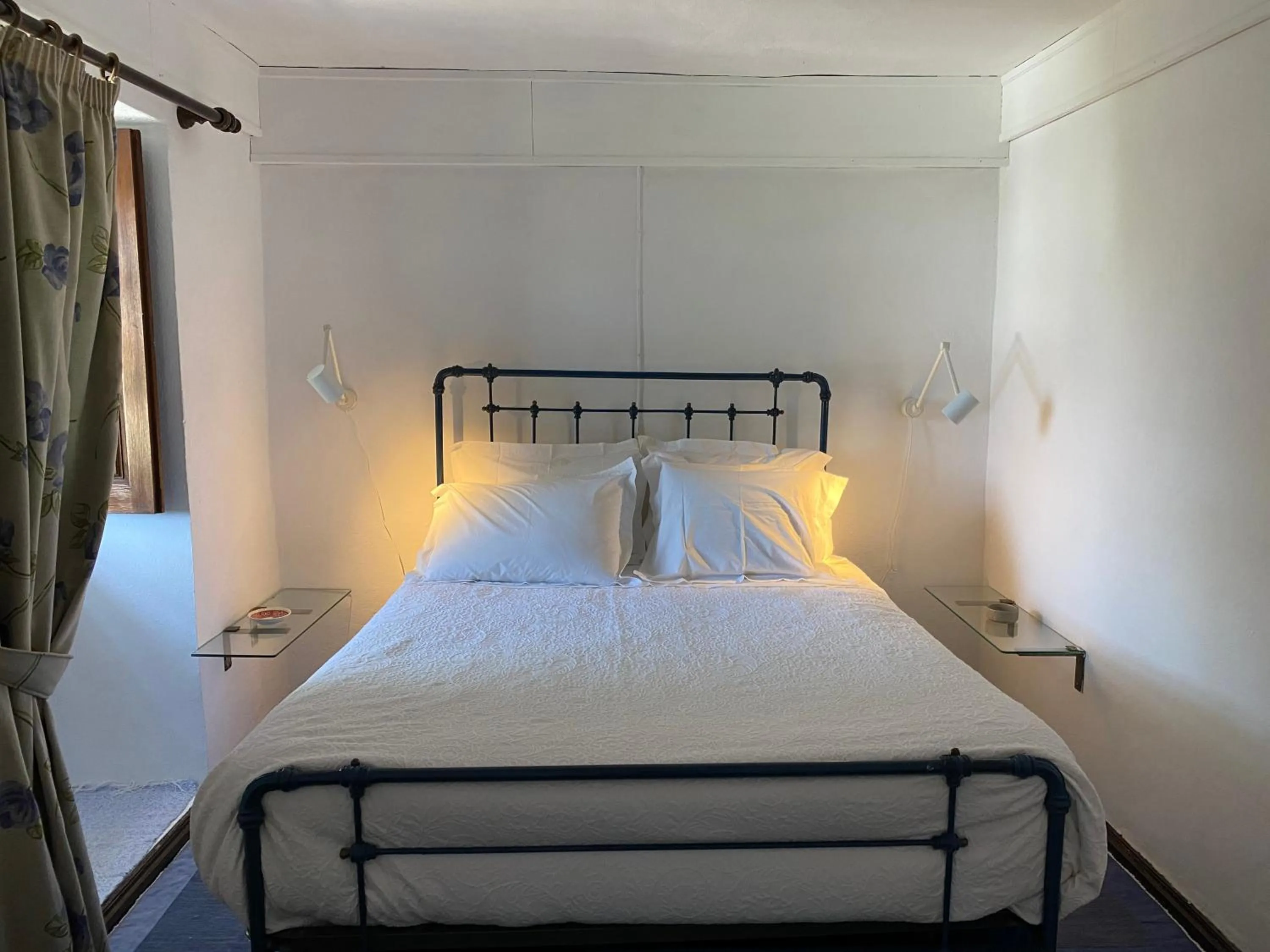 Bed in Quinta da Calçada