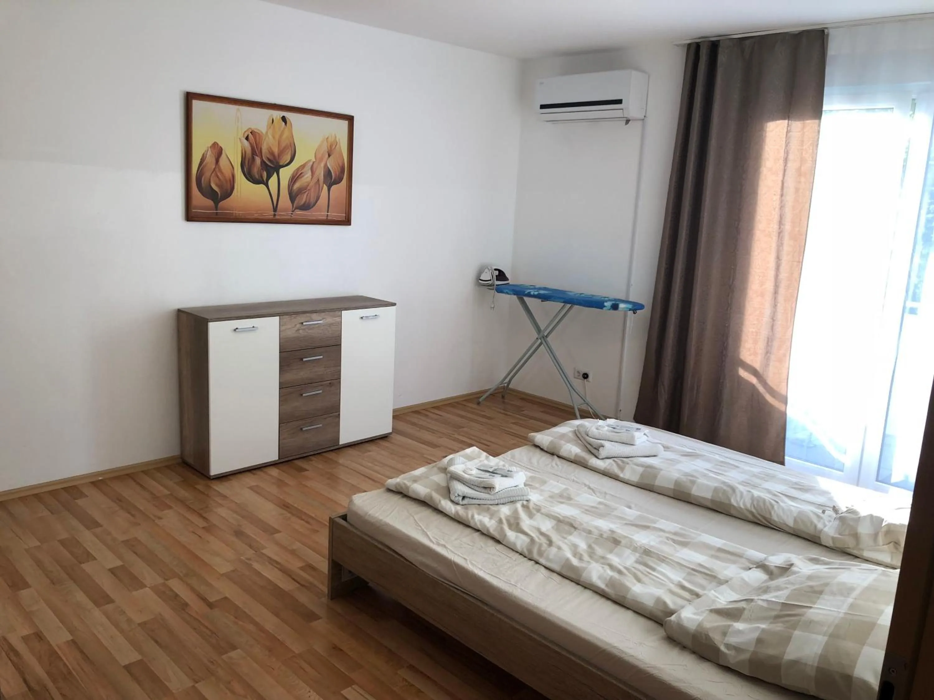 Bed in Sahara Falcon