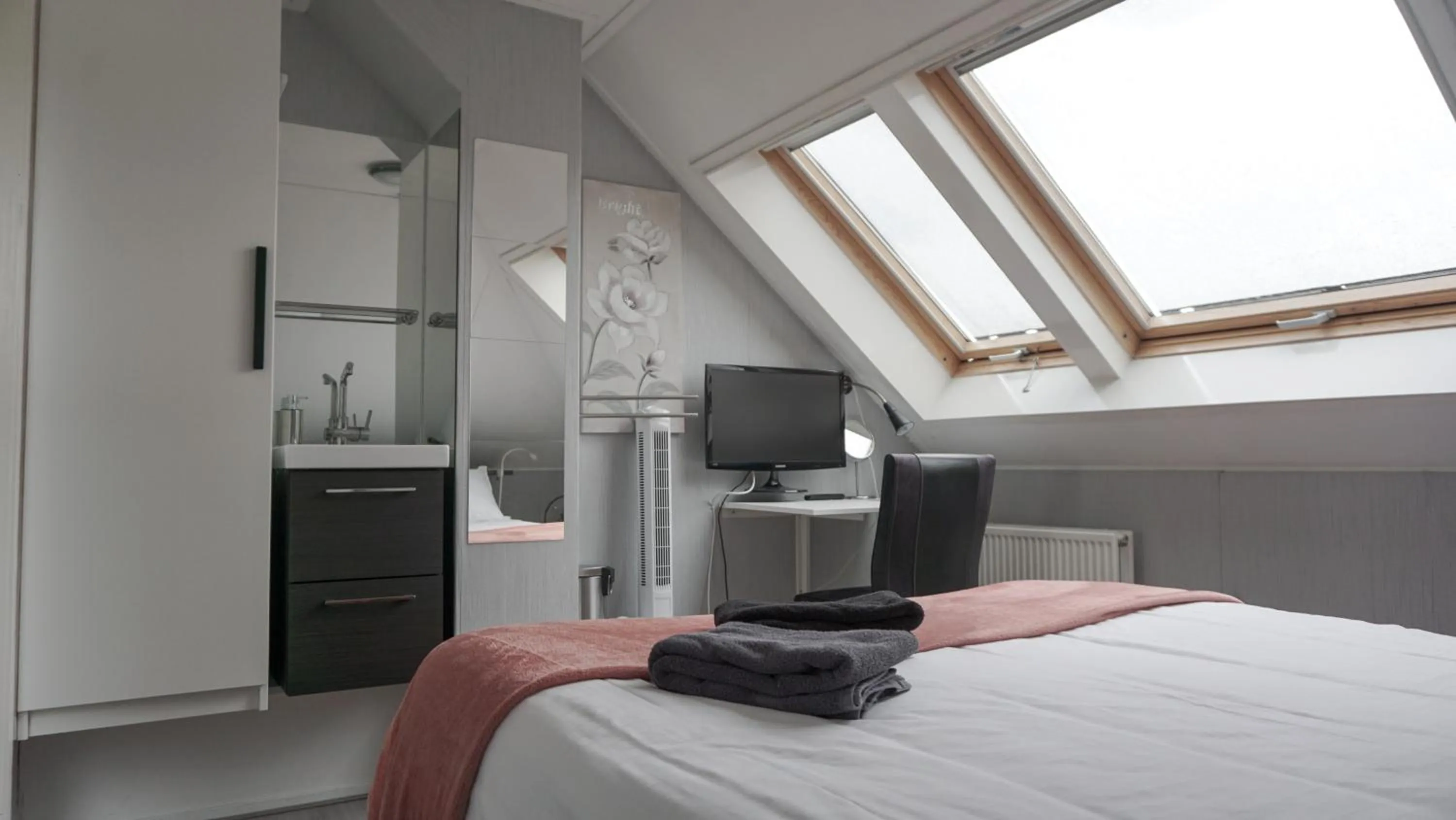 Bed in Logies Jardin Schagen