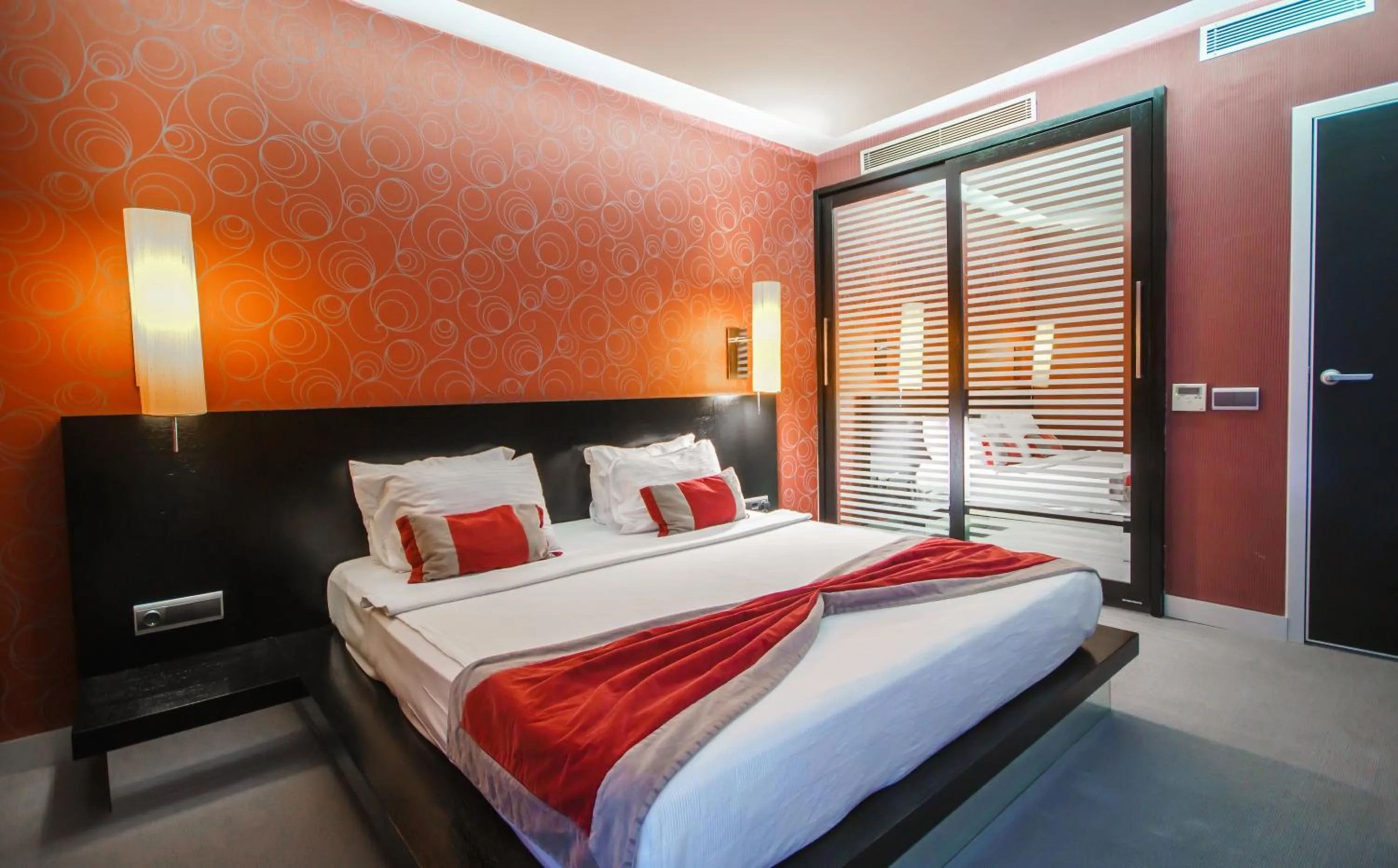 Bed in Vernazza Suites