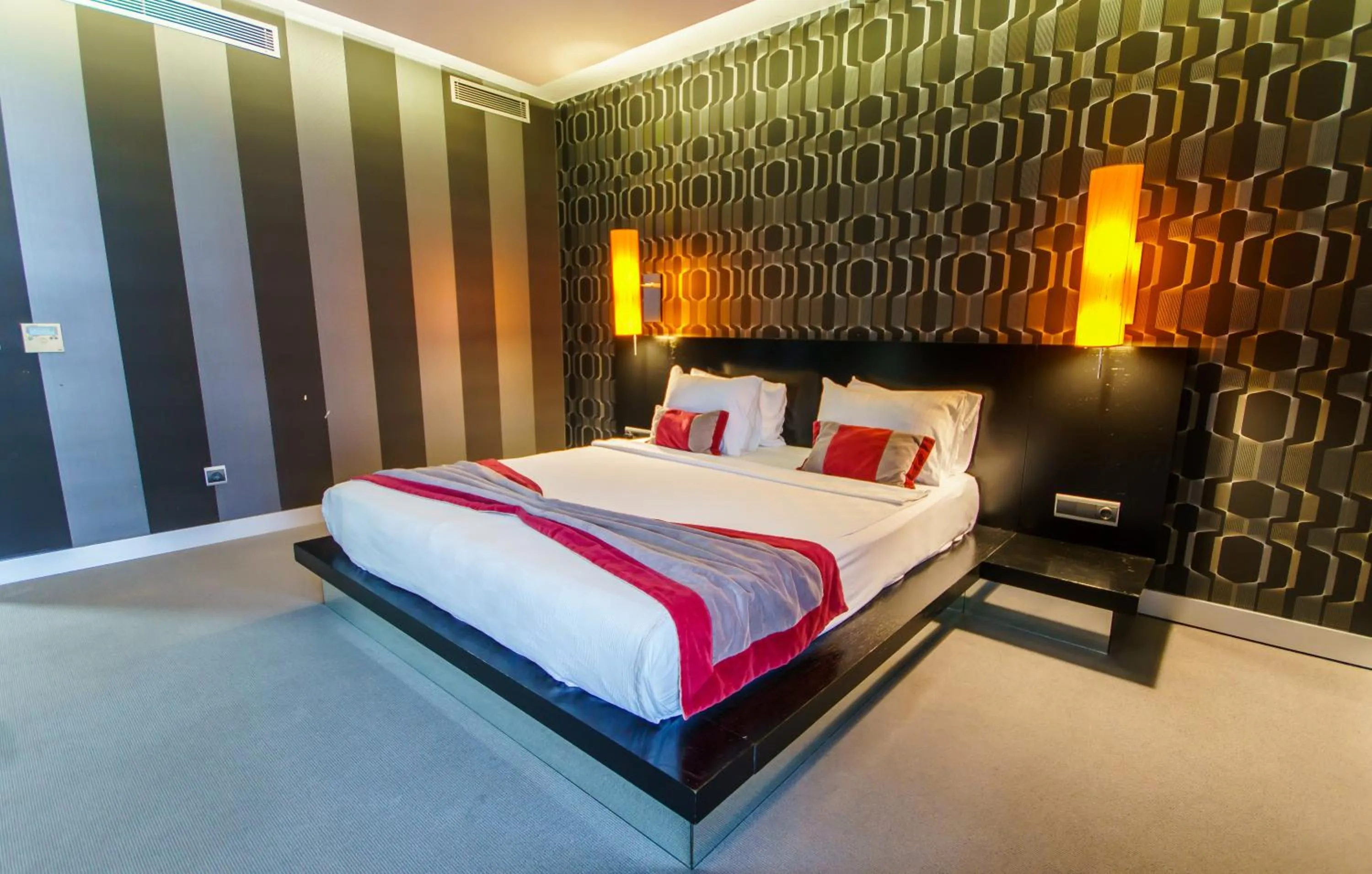 Bed in Vernazza Suites