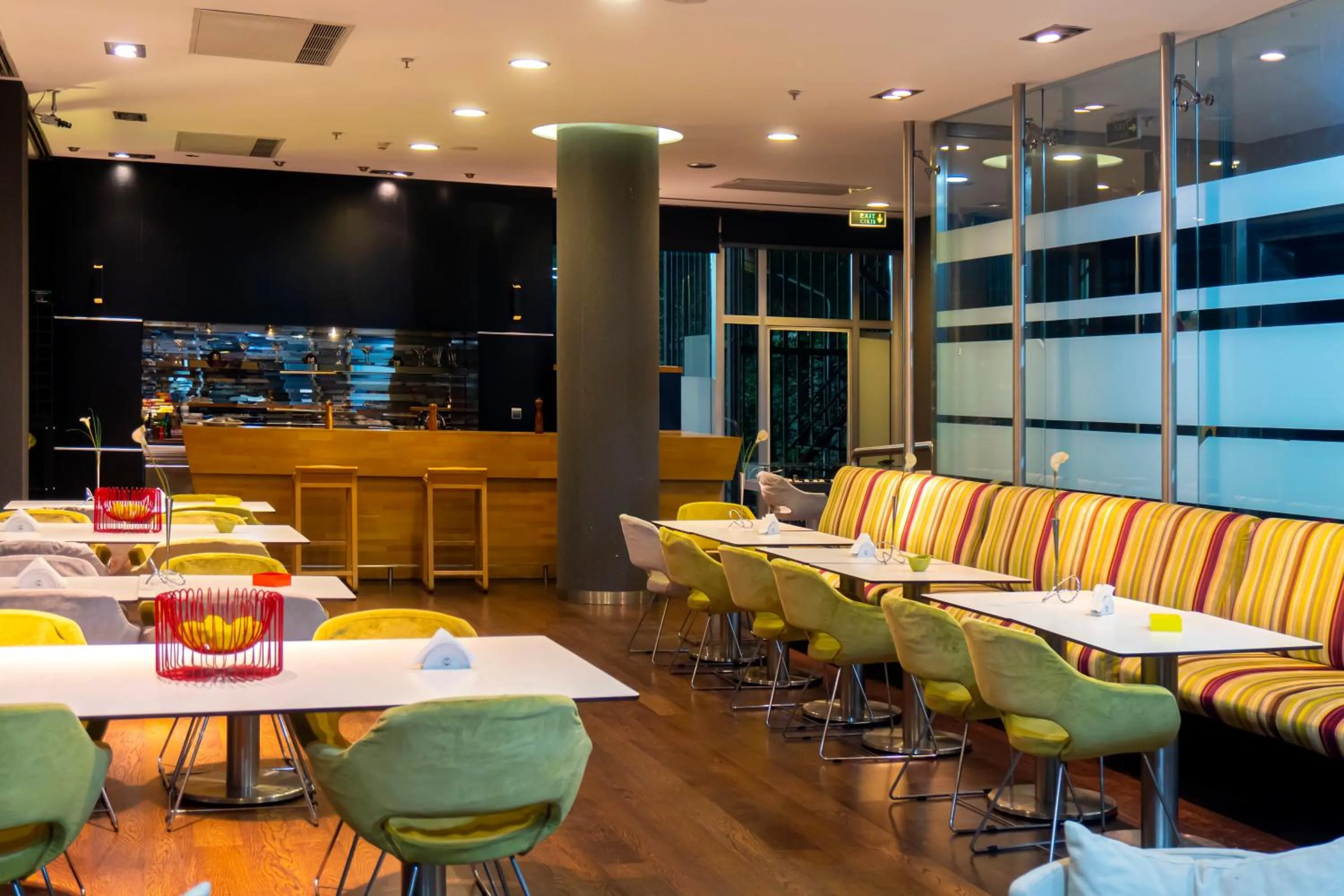 Restaurant/places to eat in Vernazza Suites