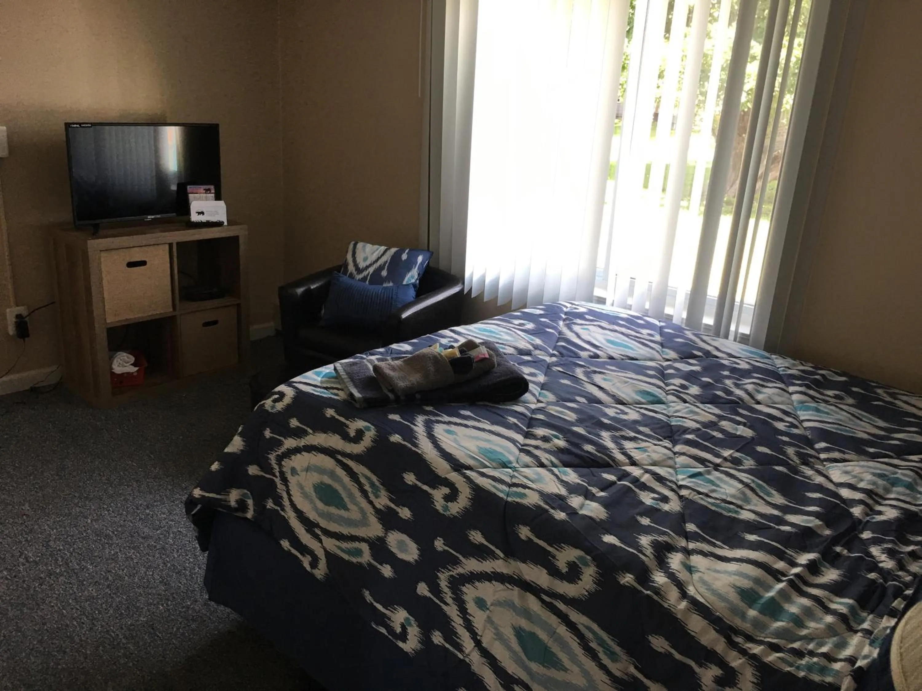 Bed in Big Bear Lodge