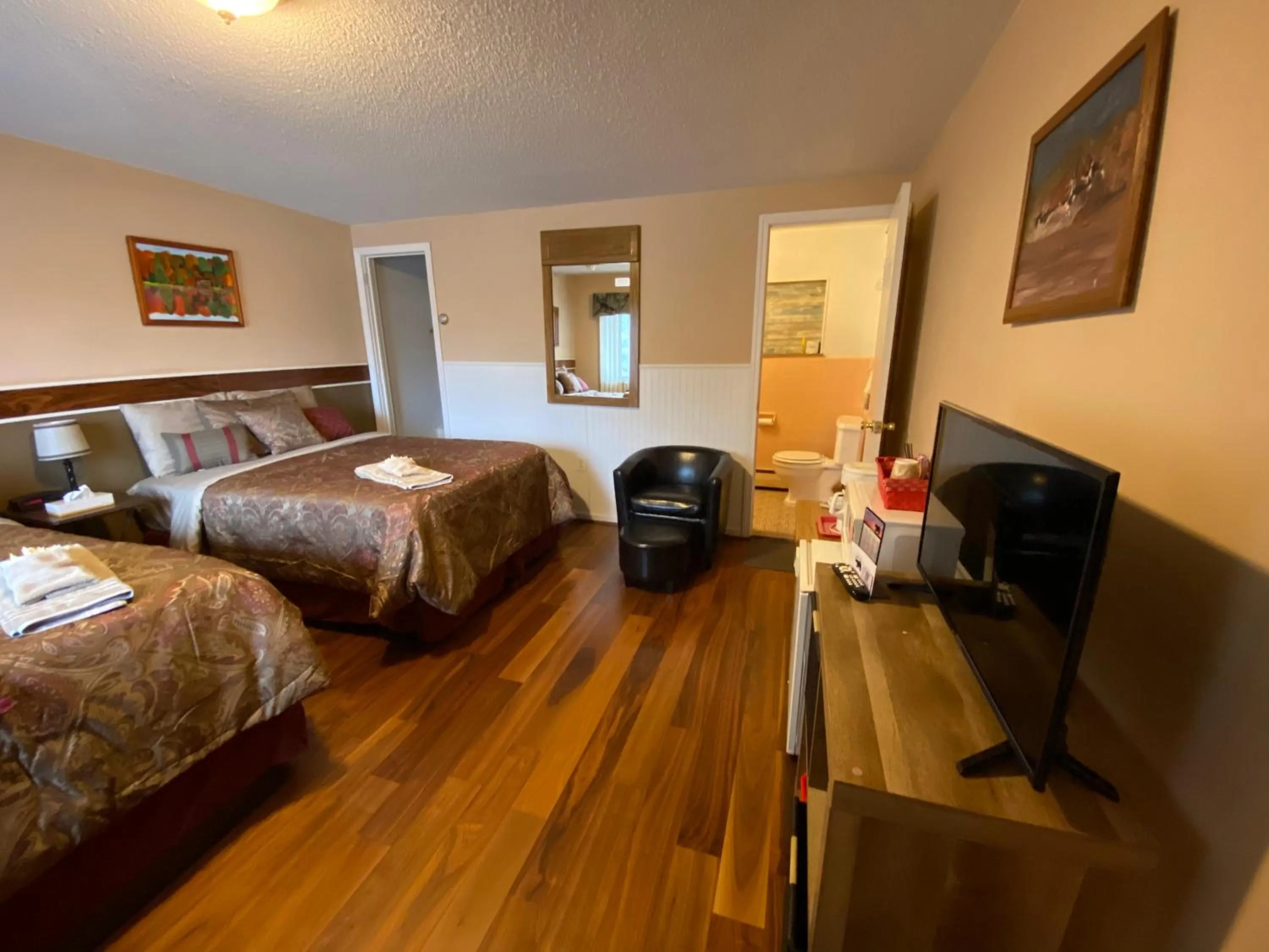 Bed in Big Bear Lodge