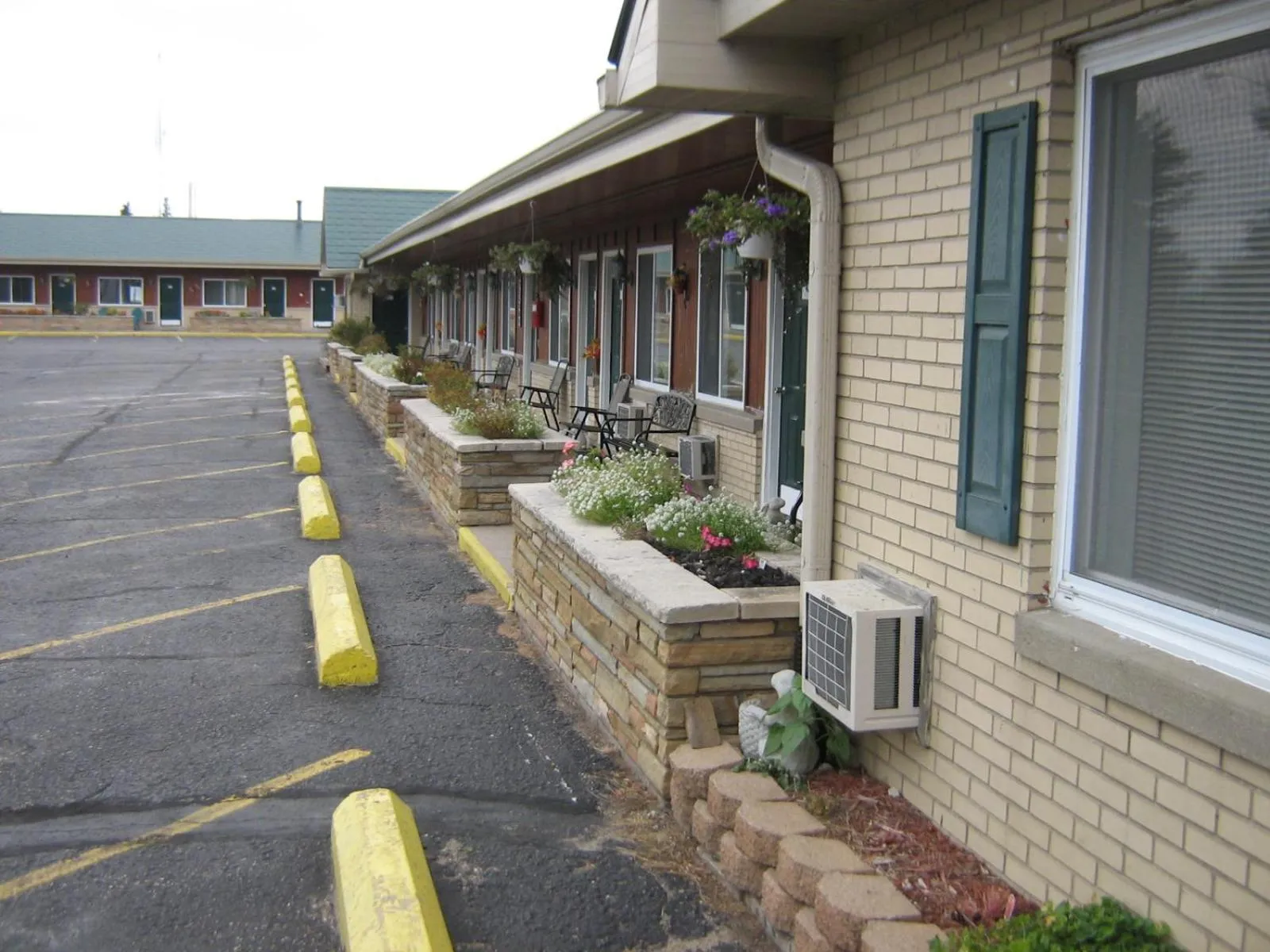 Property building in Big Bear Lodge