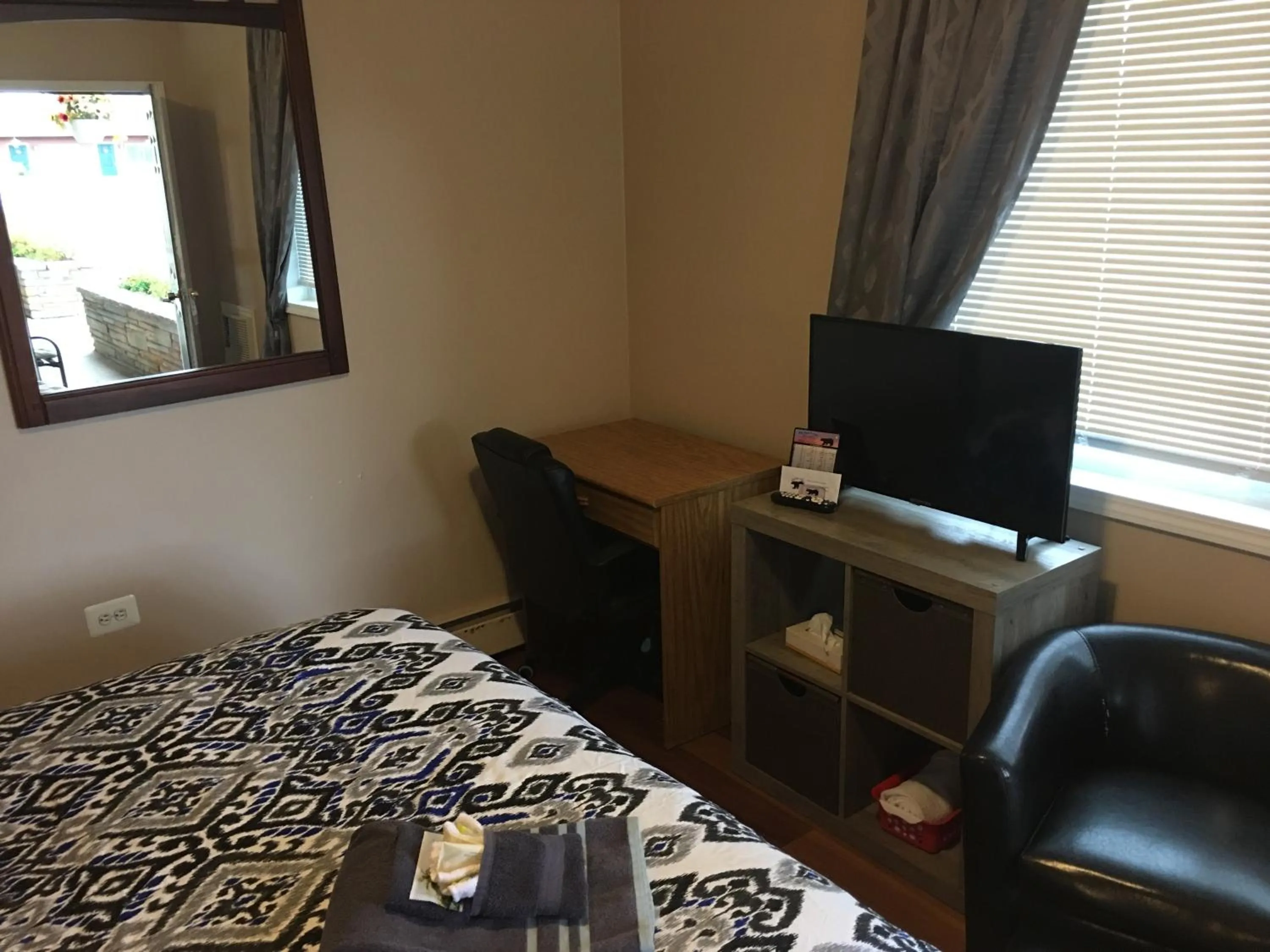 Bed in Big Bear Lodge