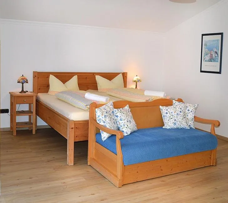 Bed in Gasthof Hotel zur Post