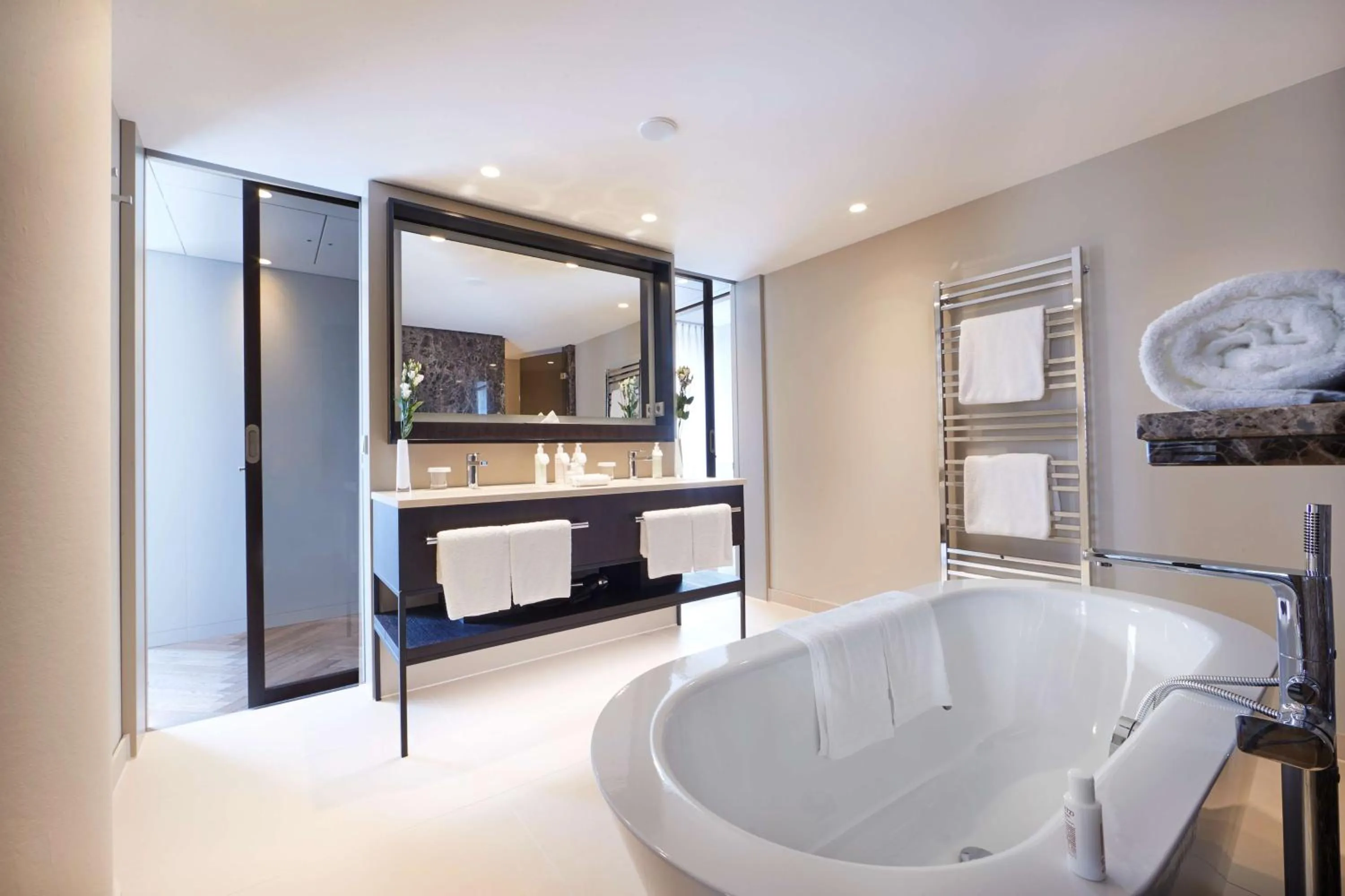 Bathroom in ATLANTIC Grand Hotel Bremen