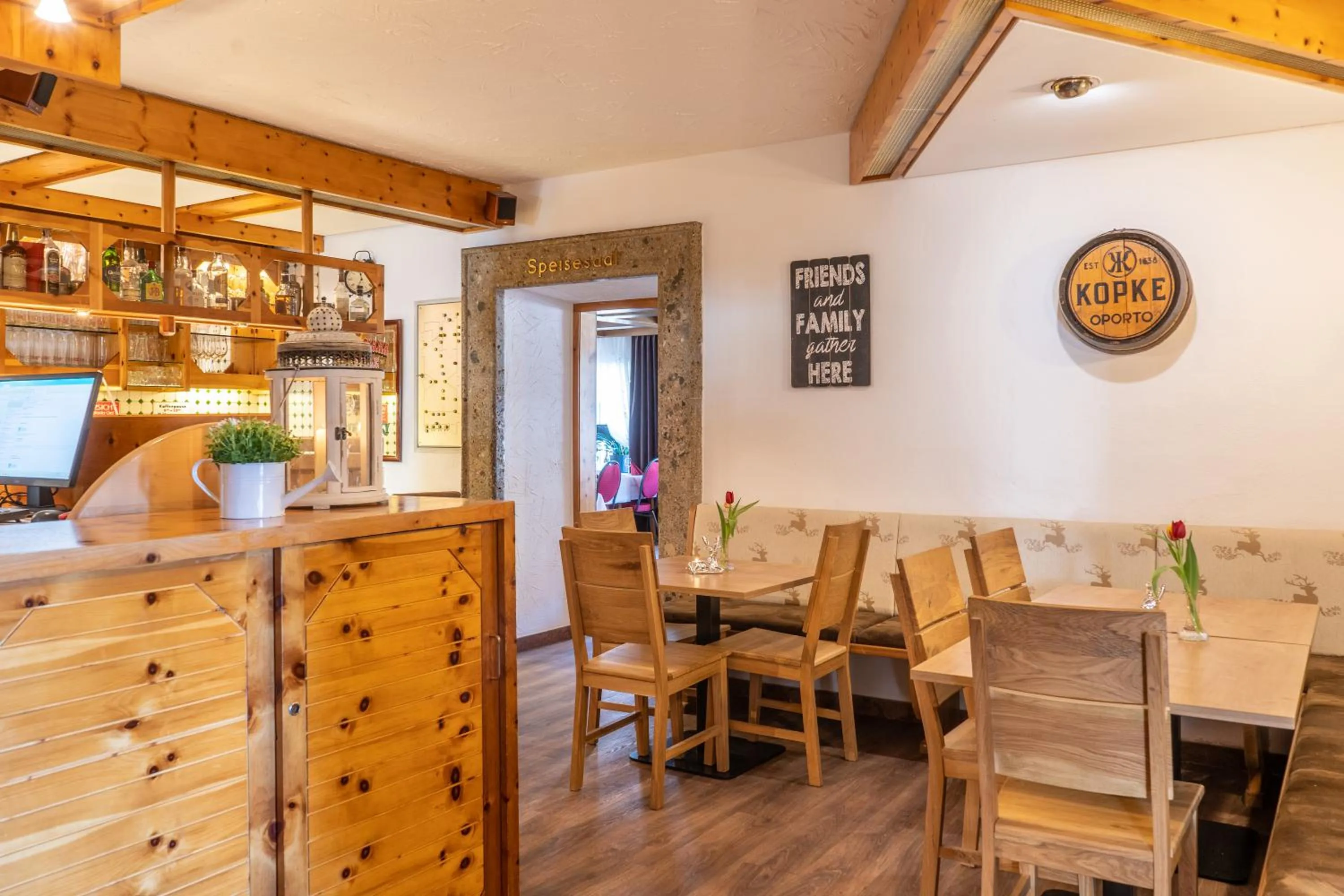 Lounge or bar in Hotel Gasthof Stranachwirt