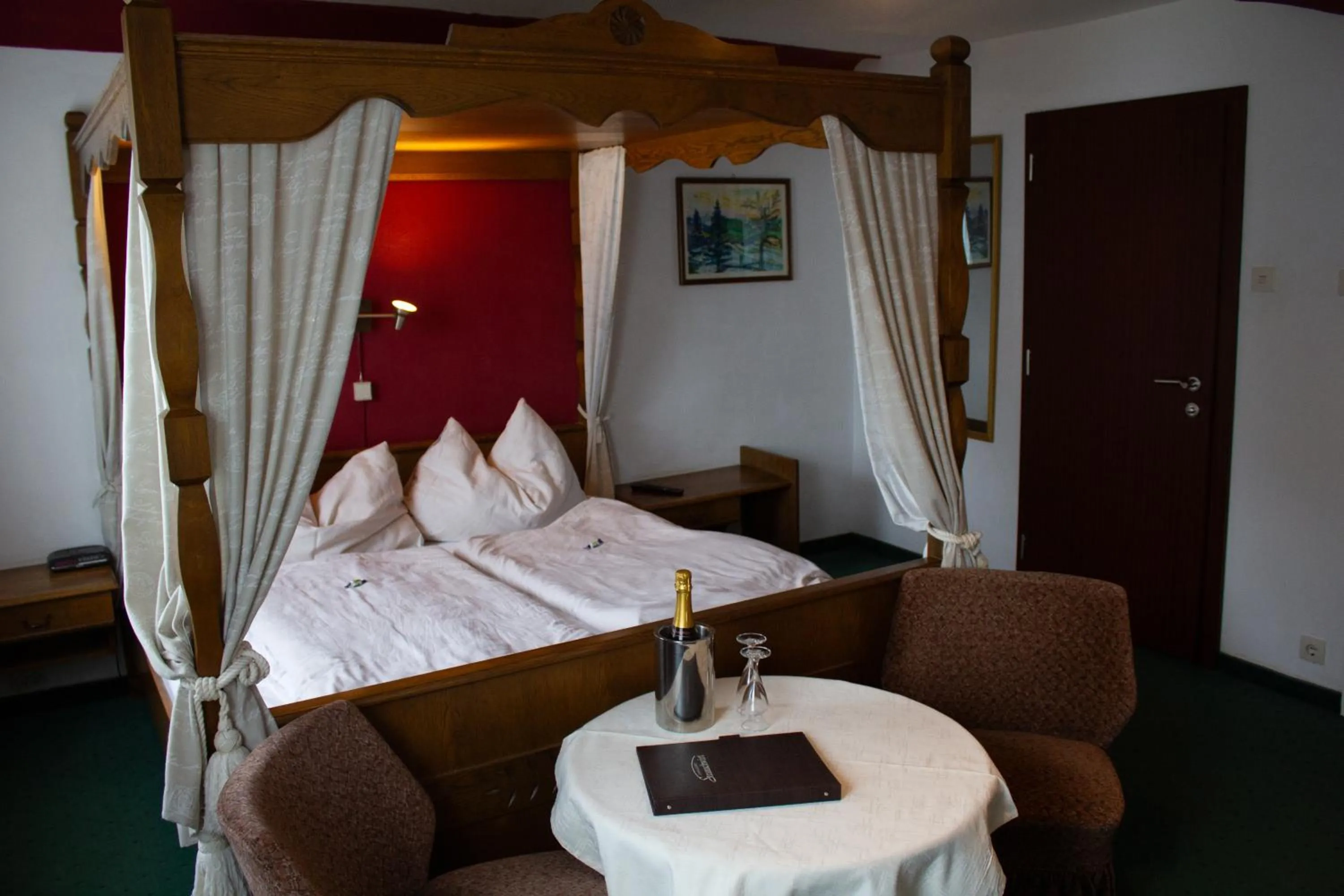 Bed in Hotel Gasthof Stranachwirt