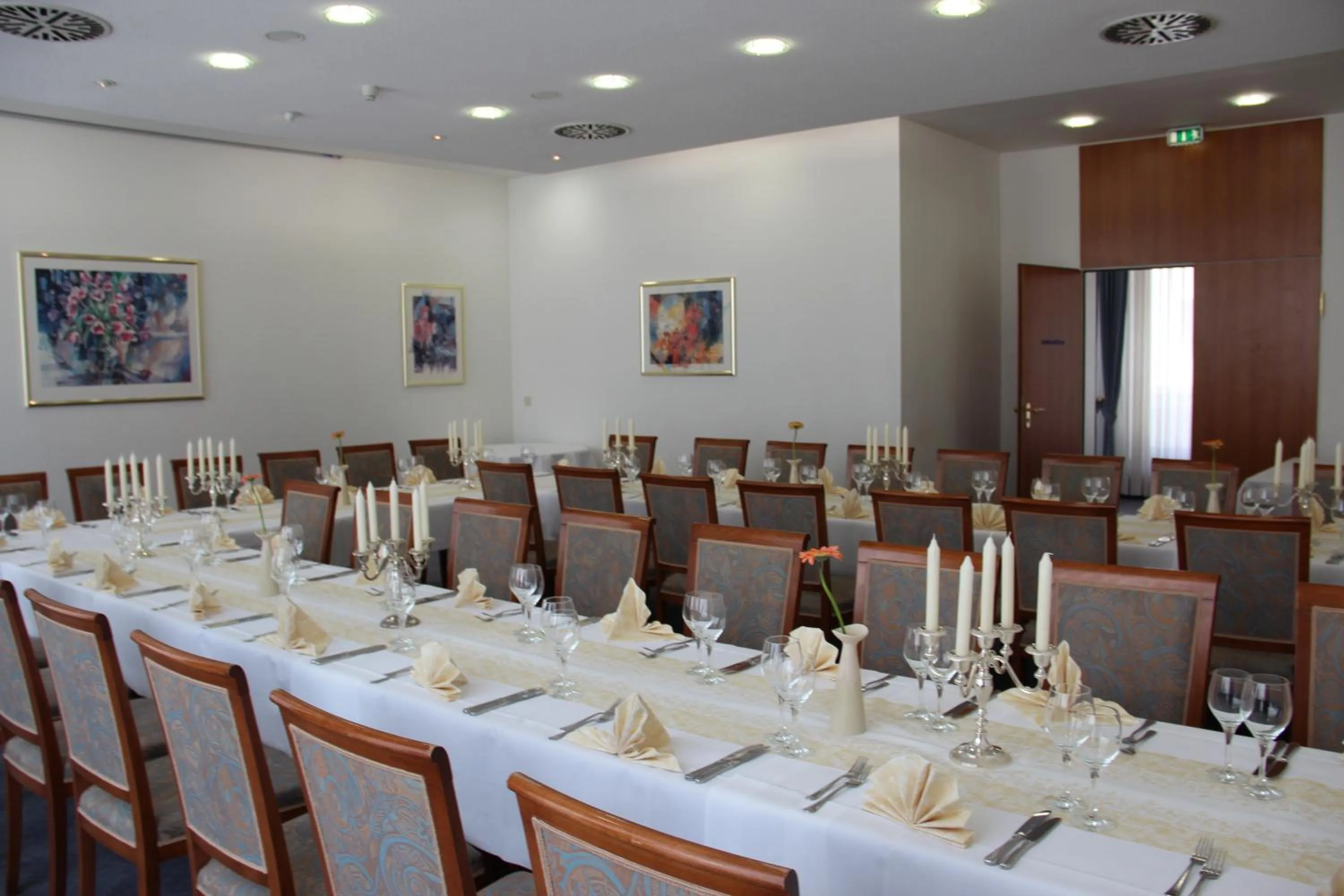 Banquet/Function facilities in Hotel Ascania