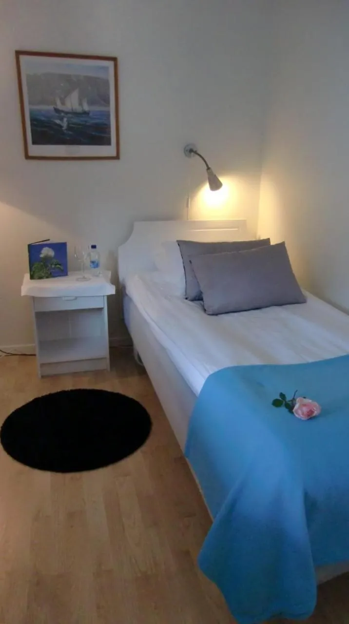 Bed in Hotell Turistgården i Simrishamn