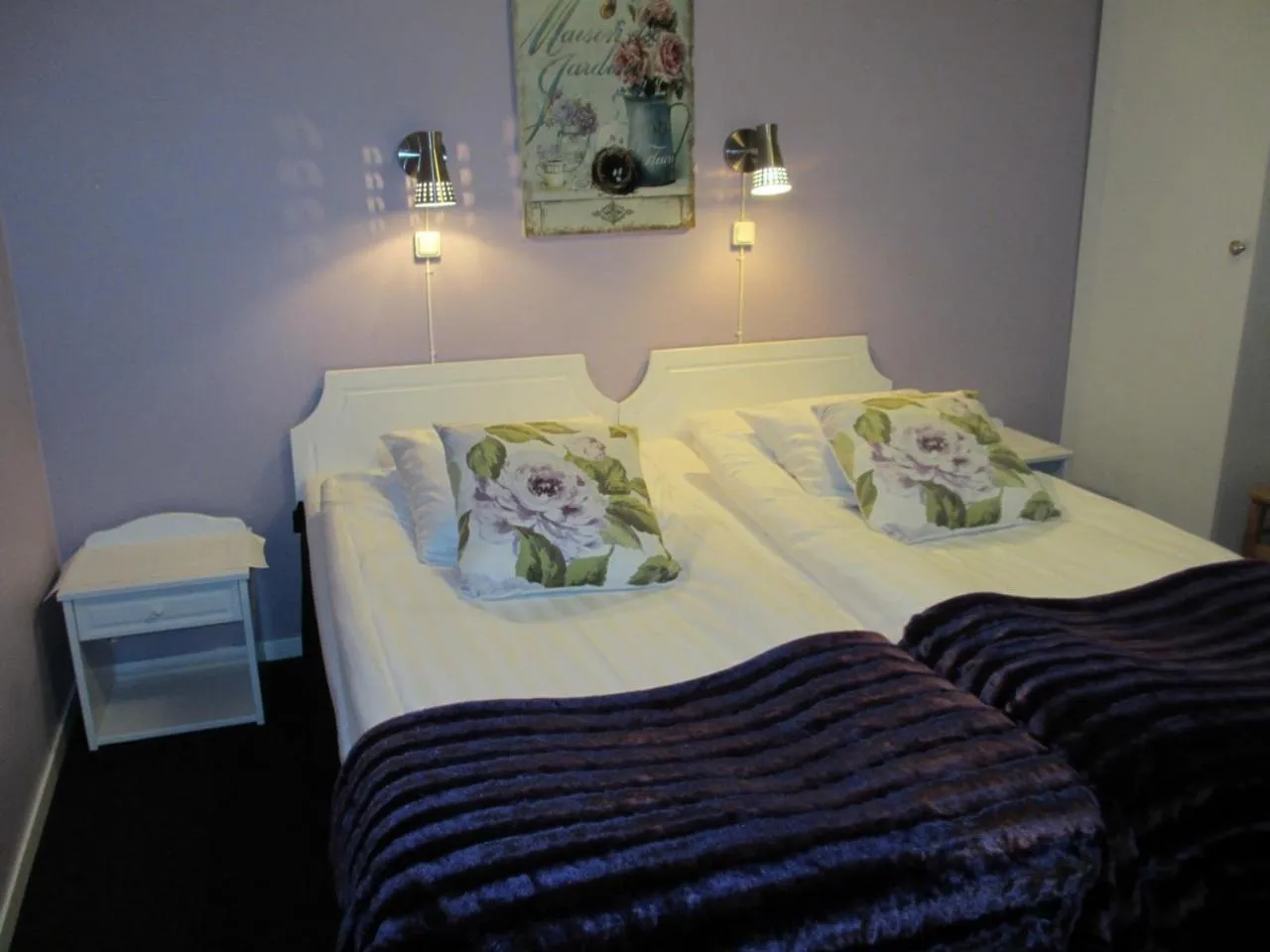 Bed in Hotell Turistgården i Simrishamn