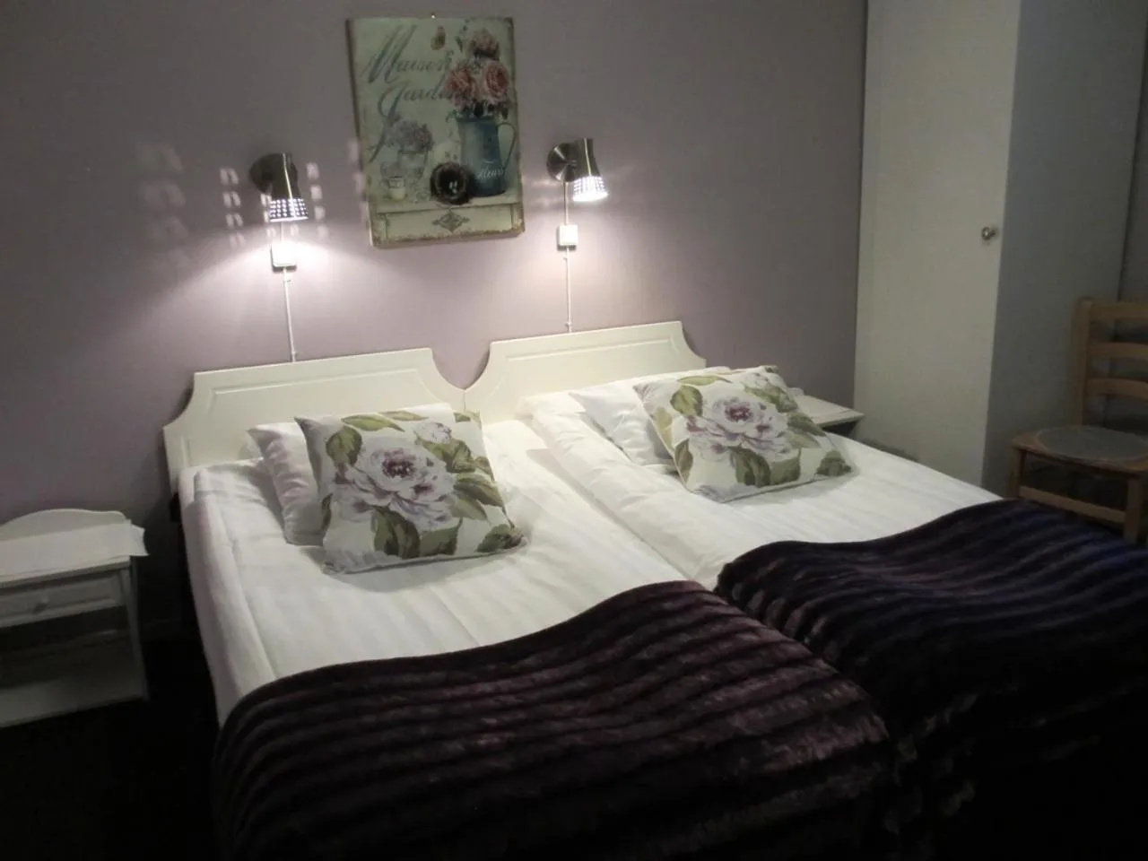 Bed in Hotell Turistgården i Simrishamn