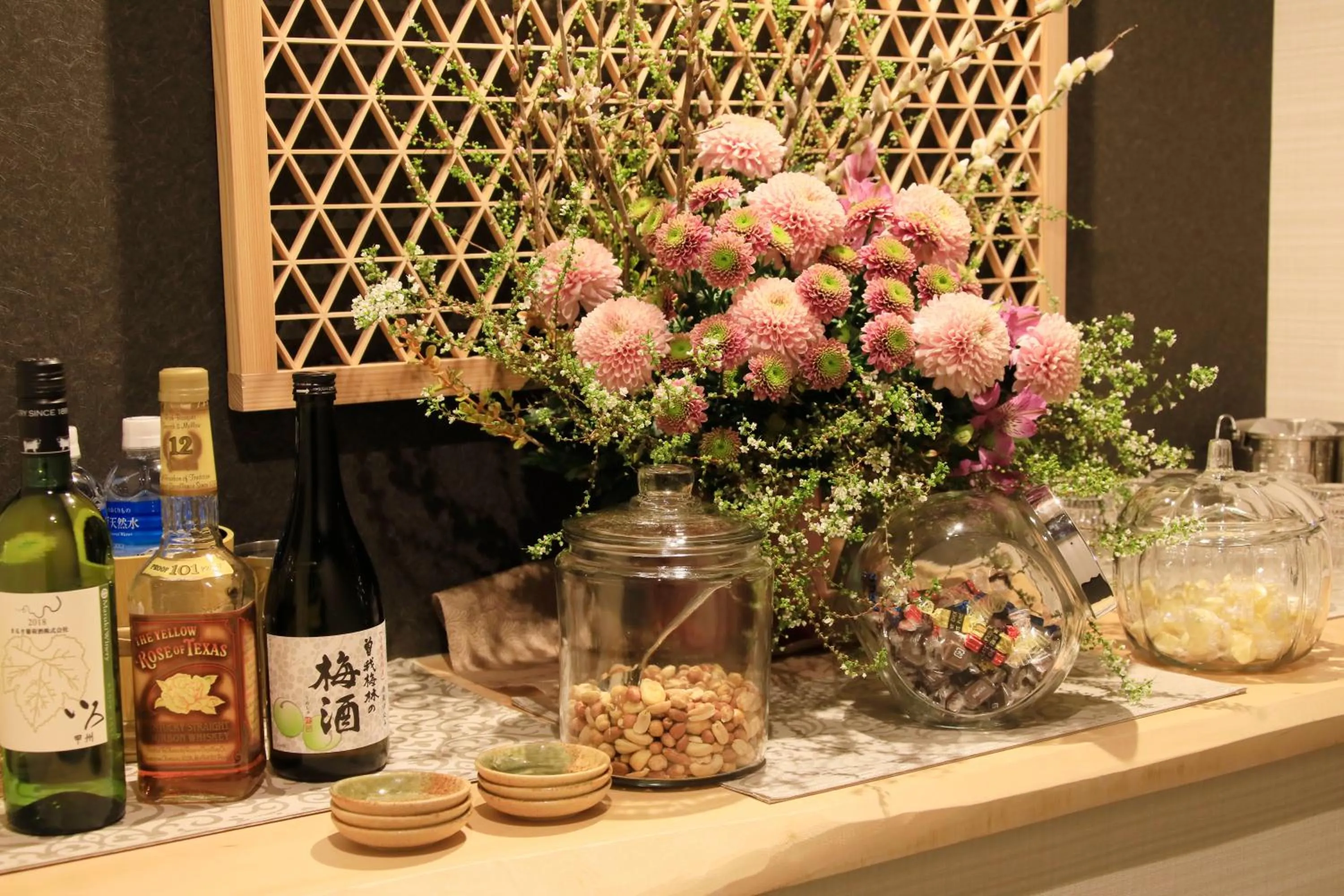 Decorative detail in Hakone Fuga - Adult Only