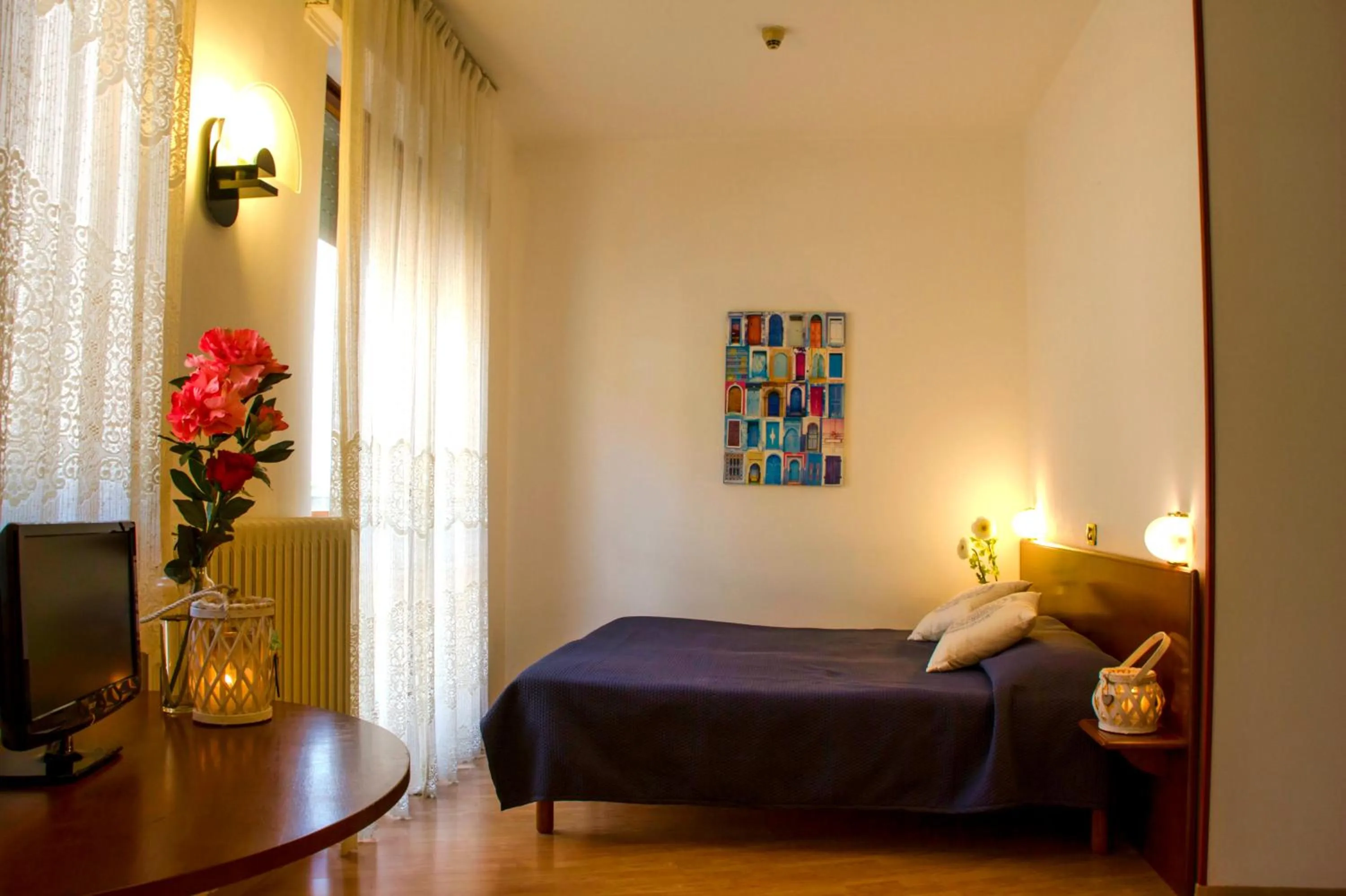 Photo of the whole room, Bed in Domus Hotel