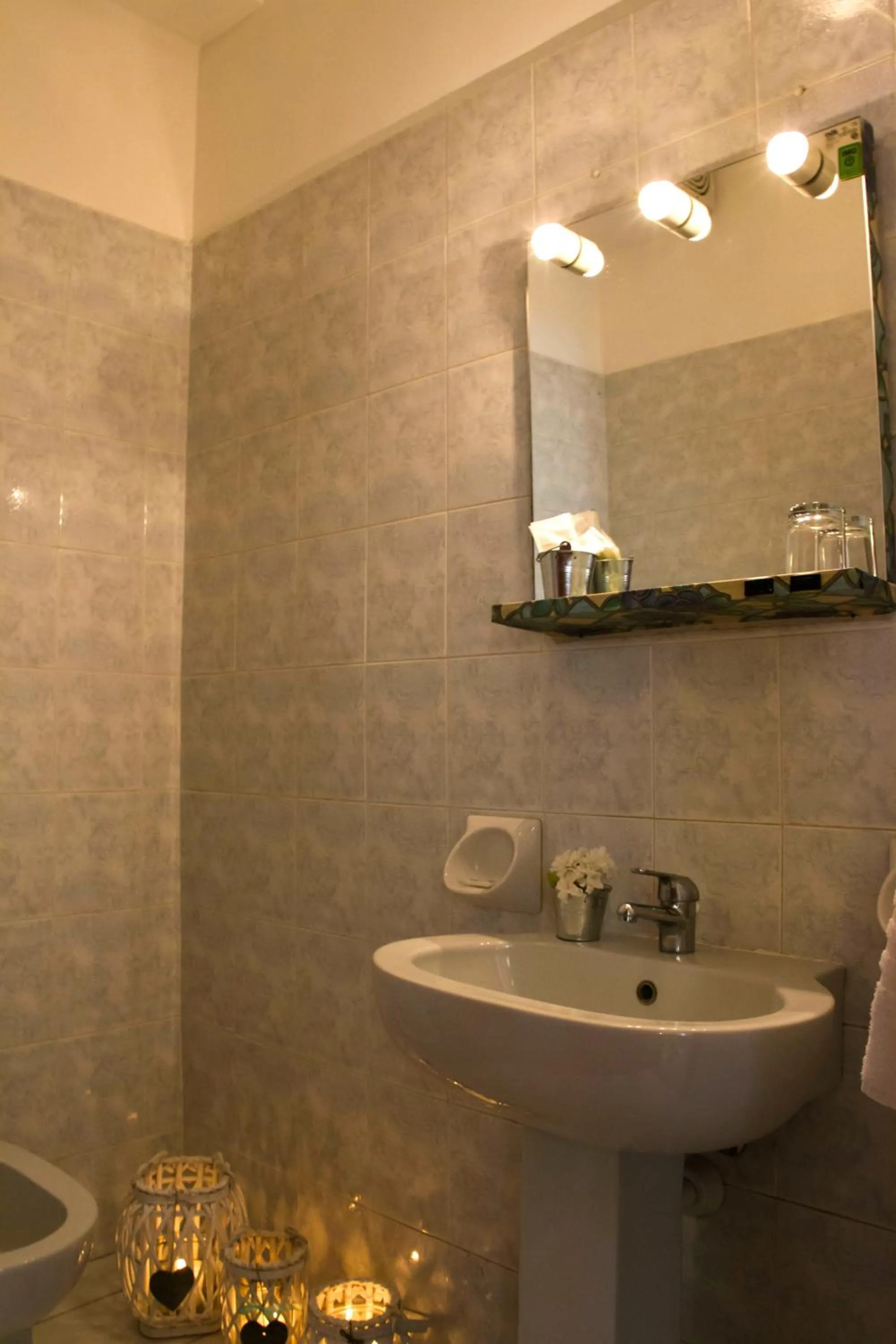 Bathroom in Domus Hotel