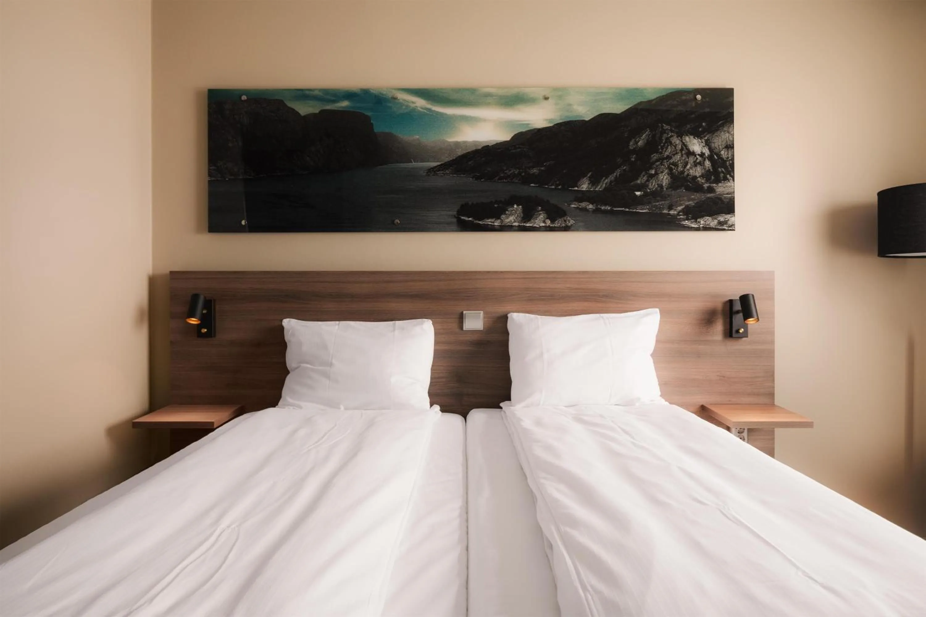 Bedroom, Bed in Scandic Stavanger Airport