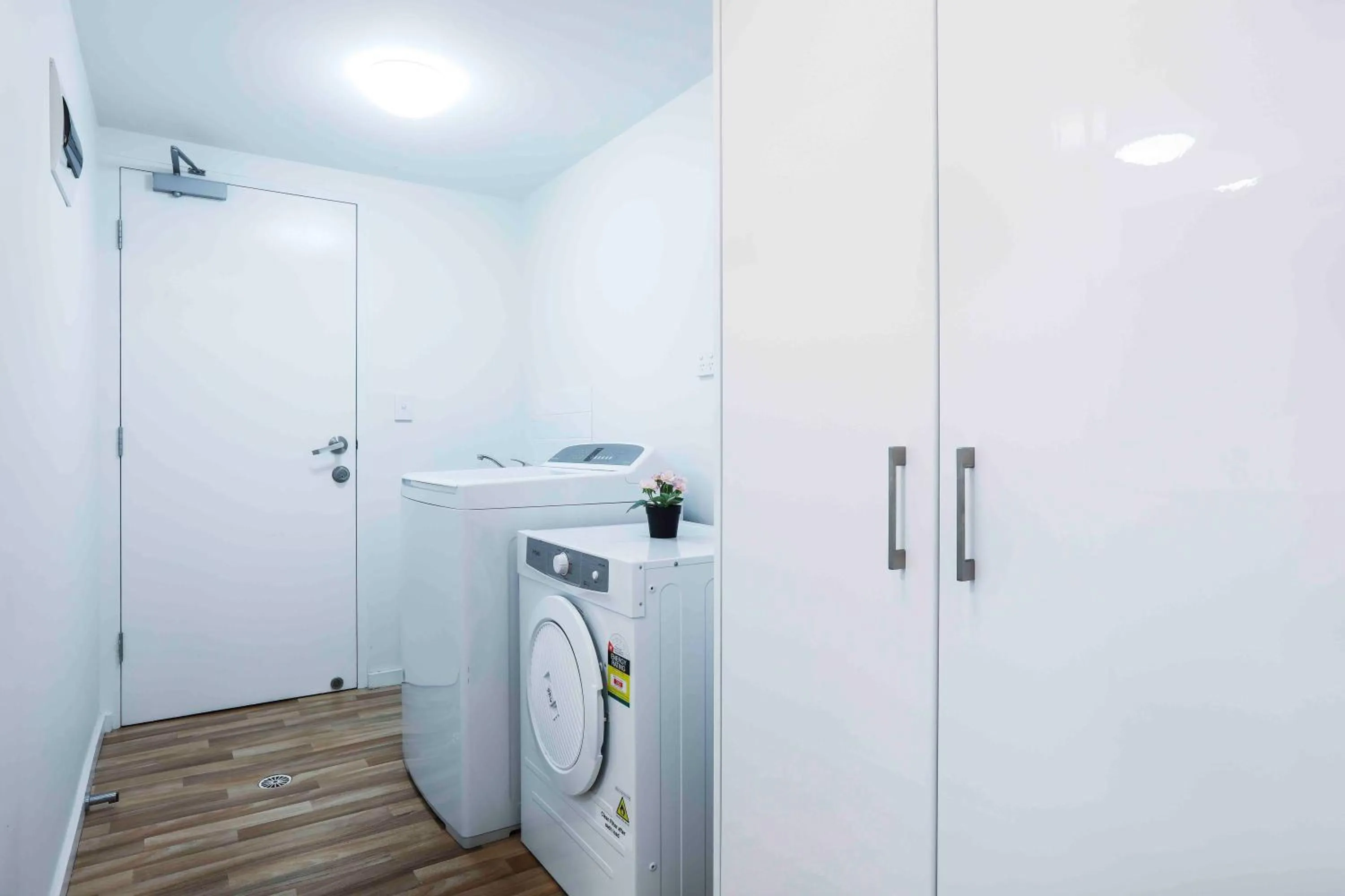 Area and facilities in Sandbox Apartments