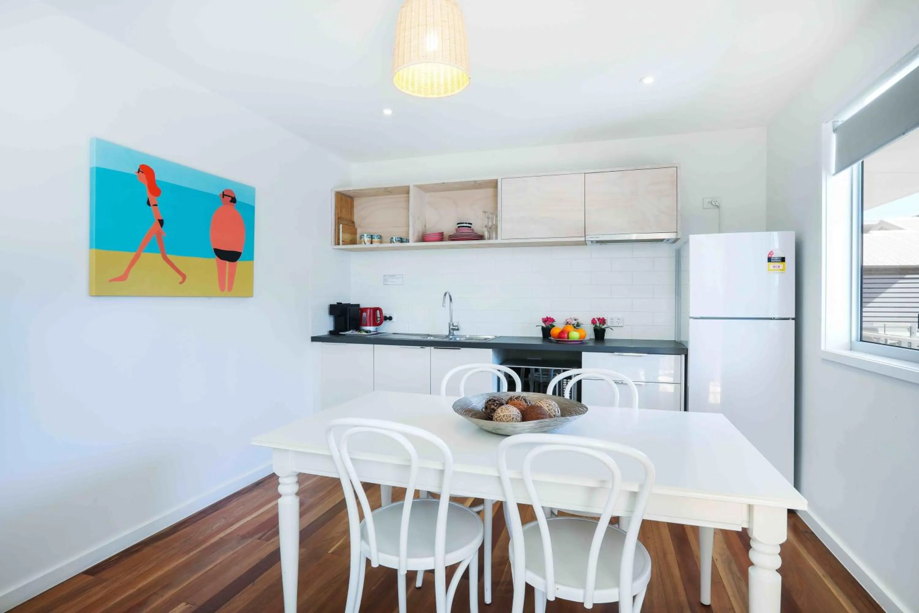 Kitchen or kitchenette in Sandbox Apartments