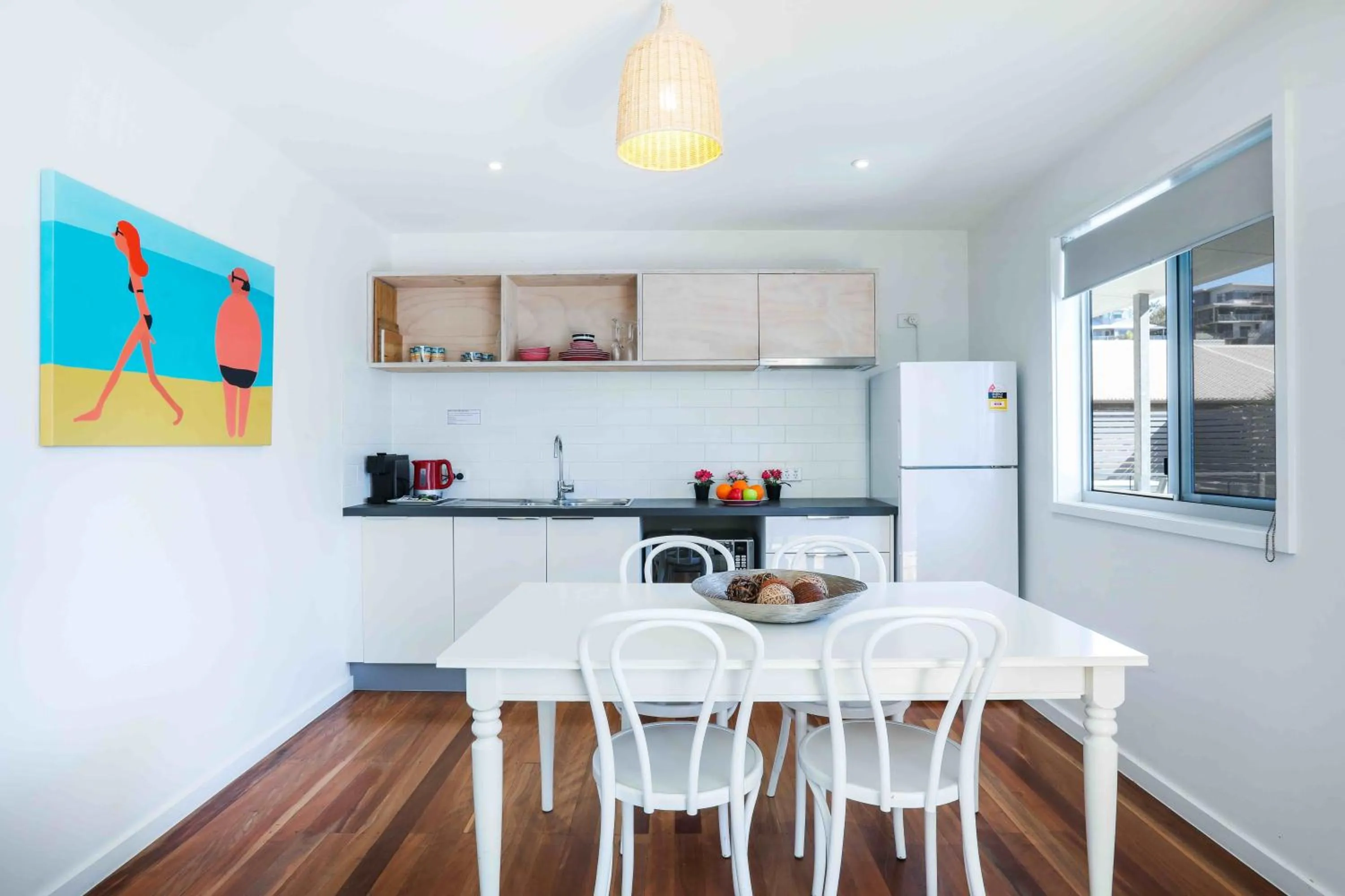 Kitchen or kitchenette in Sandbox Apartments