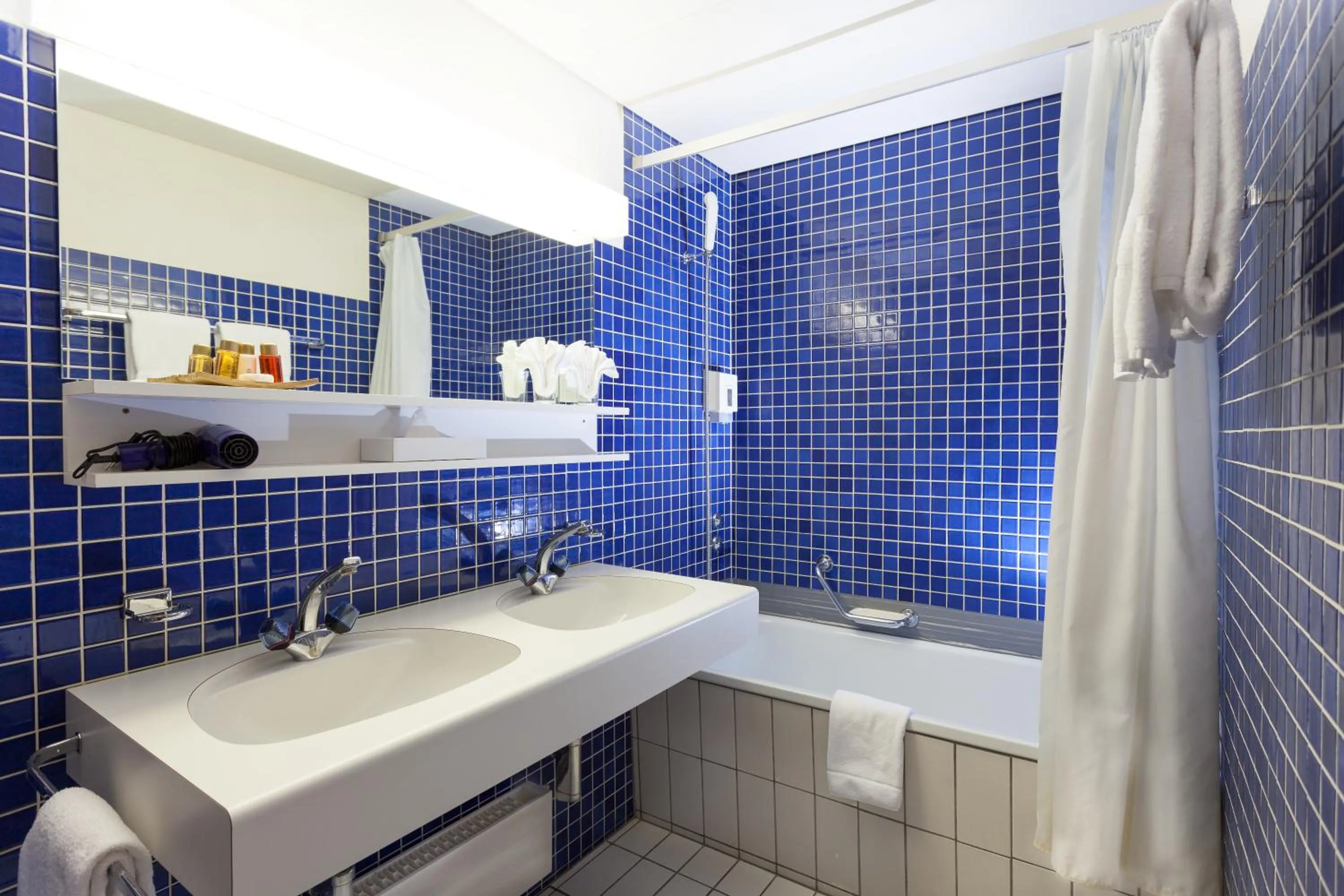 Bathroom in Sporthotel Wildstrubel