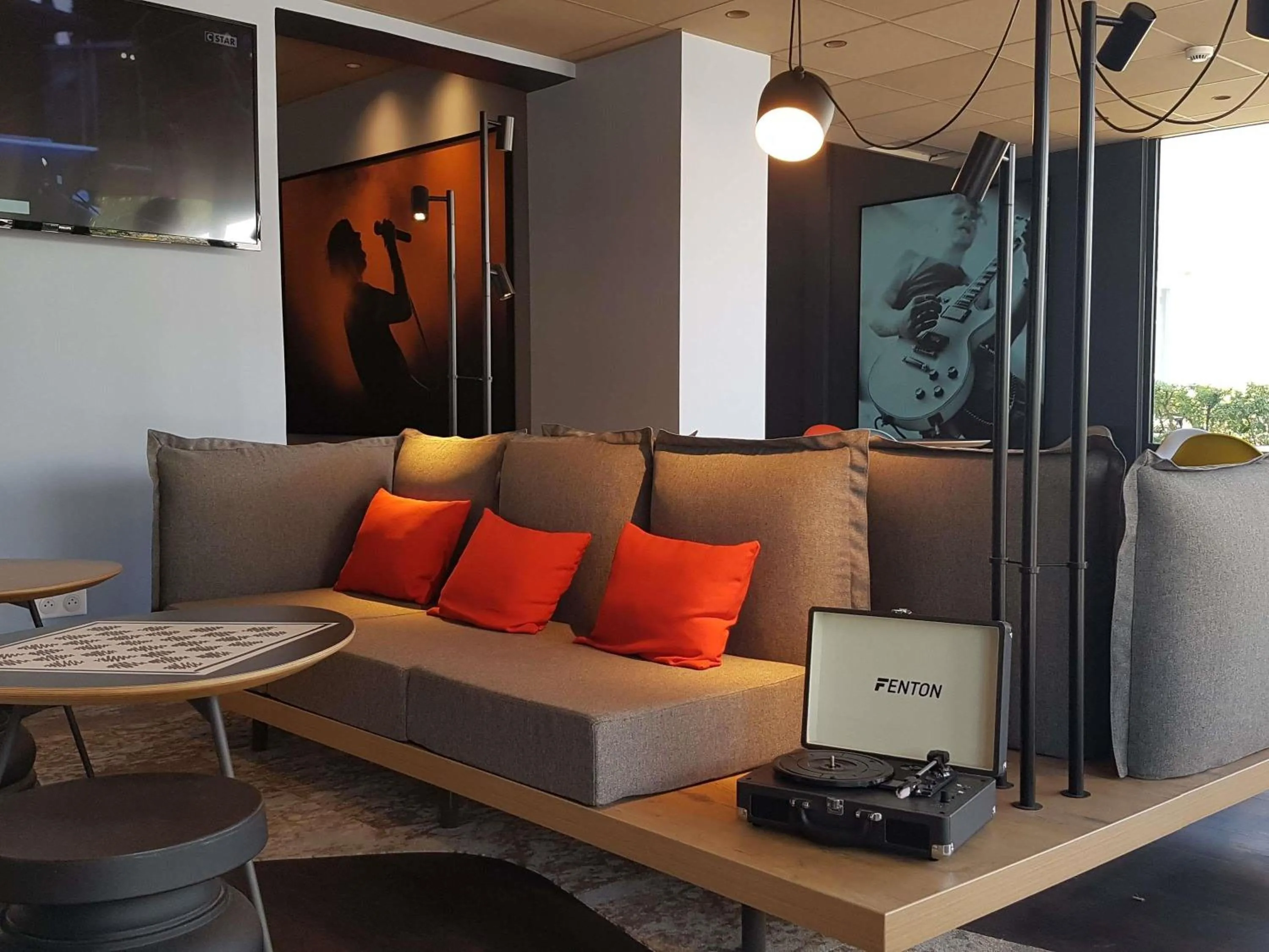 Property building in ibis Melun