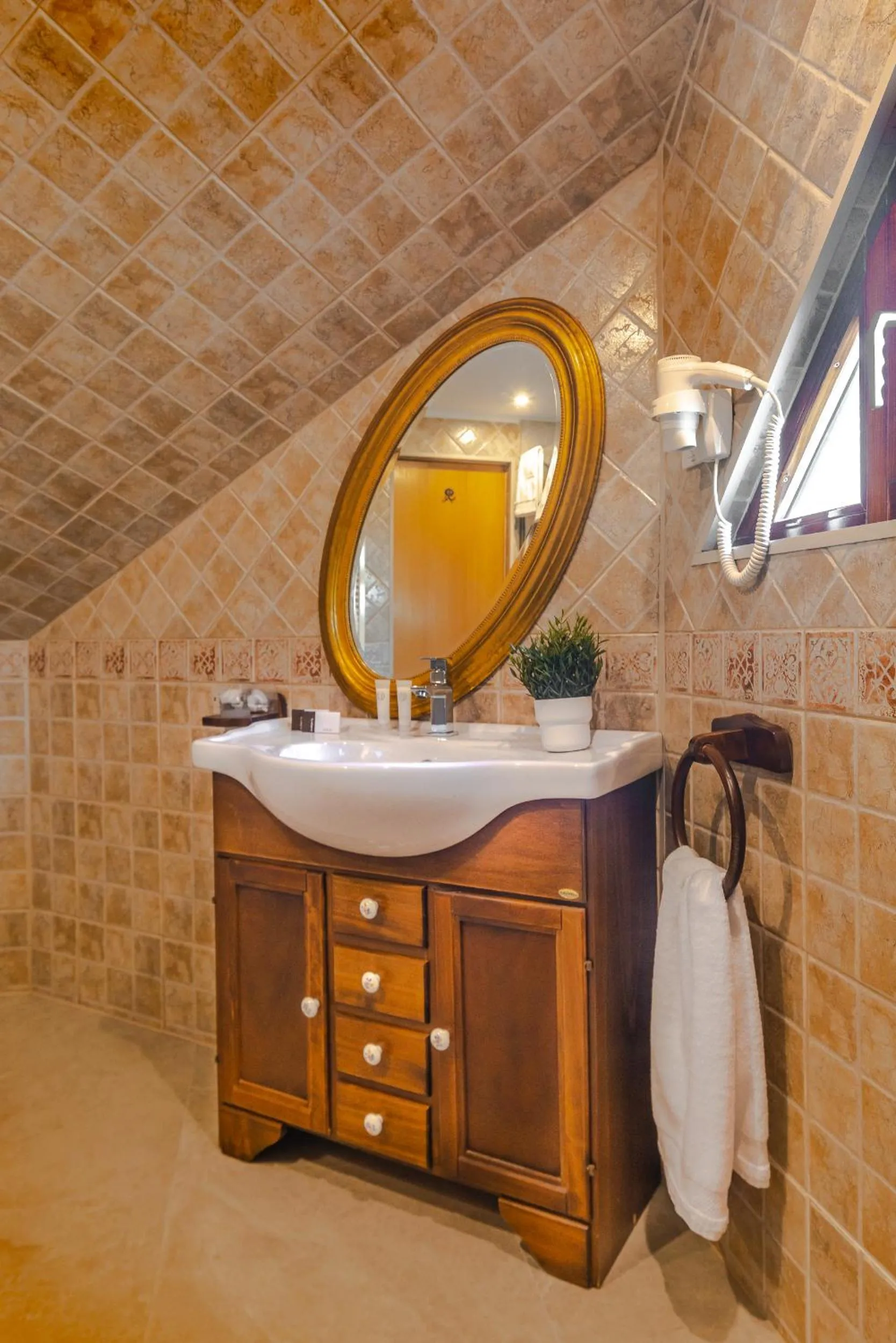 Bathroom in Hotel Korona