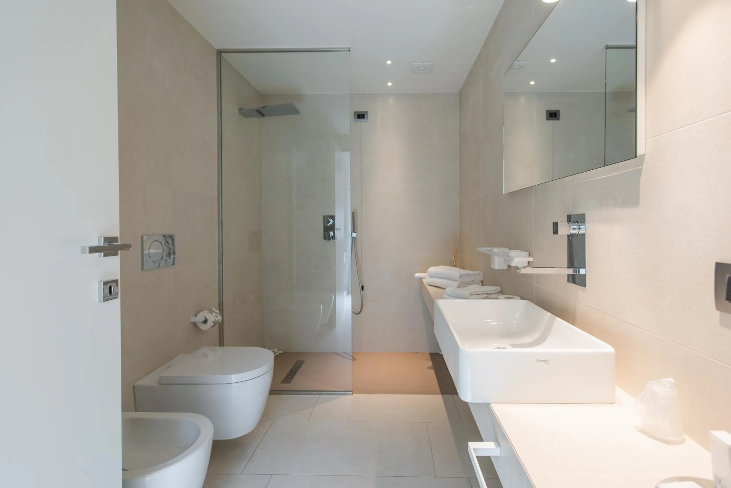 Shower in Le Funi Hotel