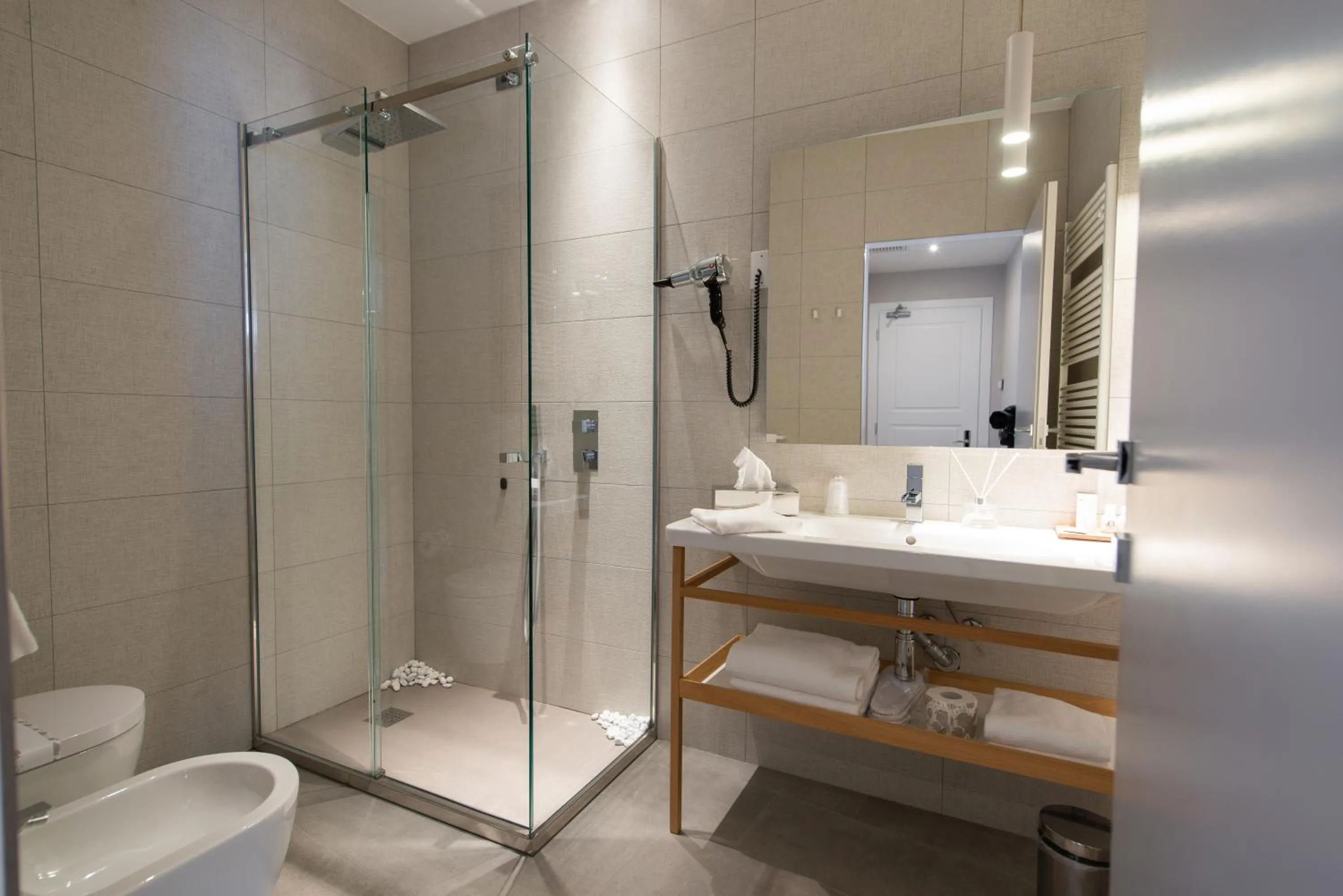 Shower in Le Funi Hotel