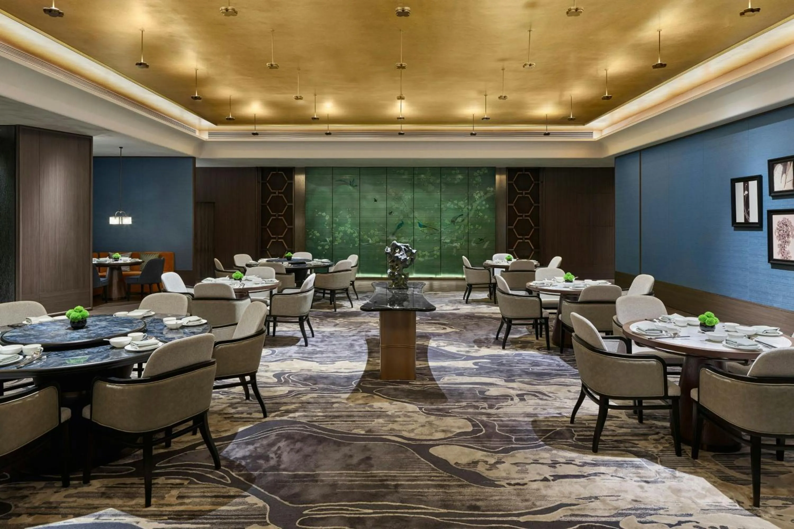 Restaurant/places to eat in Suzhou Marriott Hotel