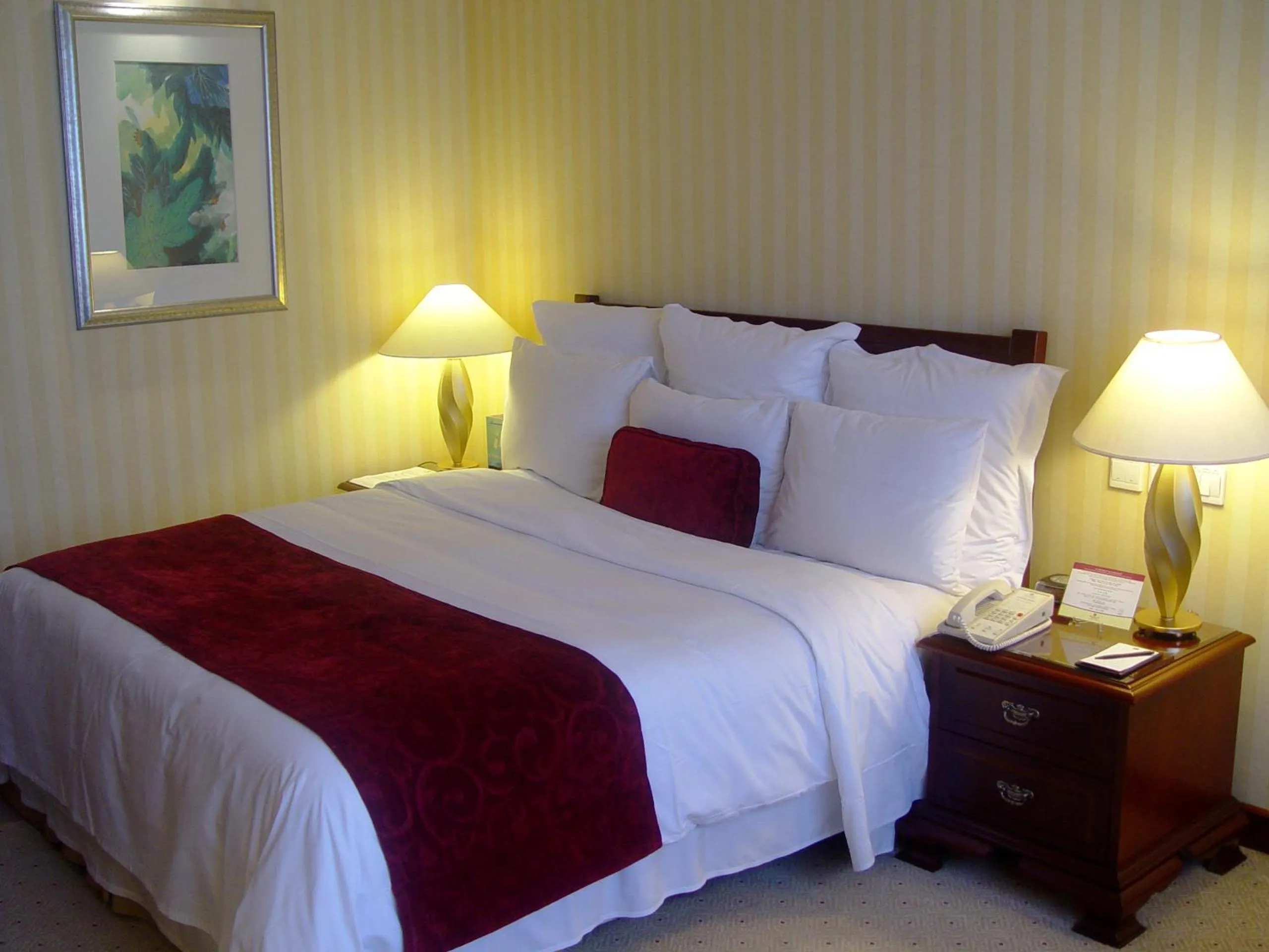 Bed in Clarion Hotel Tianjin