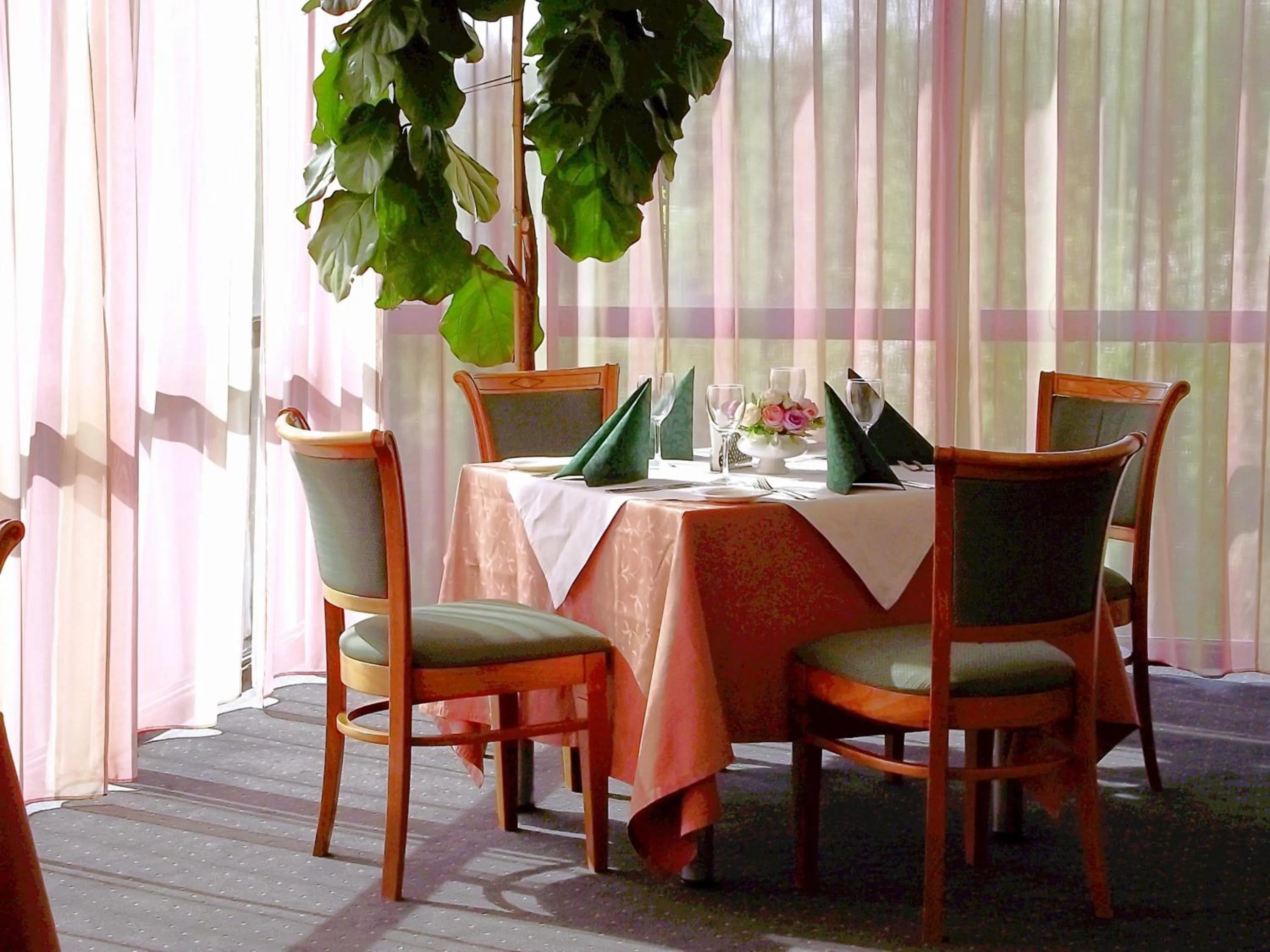 Restaurant/places to eat in Smėlynė