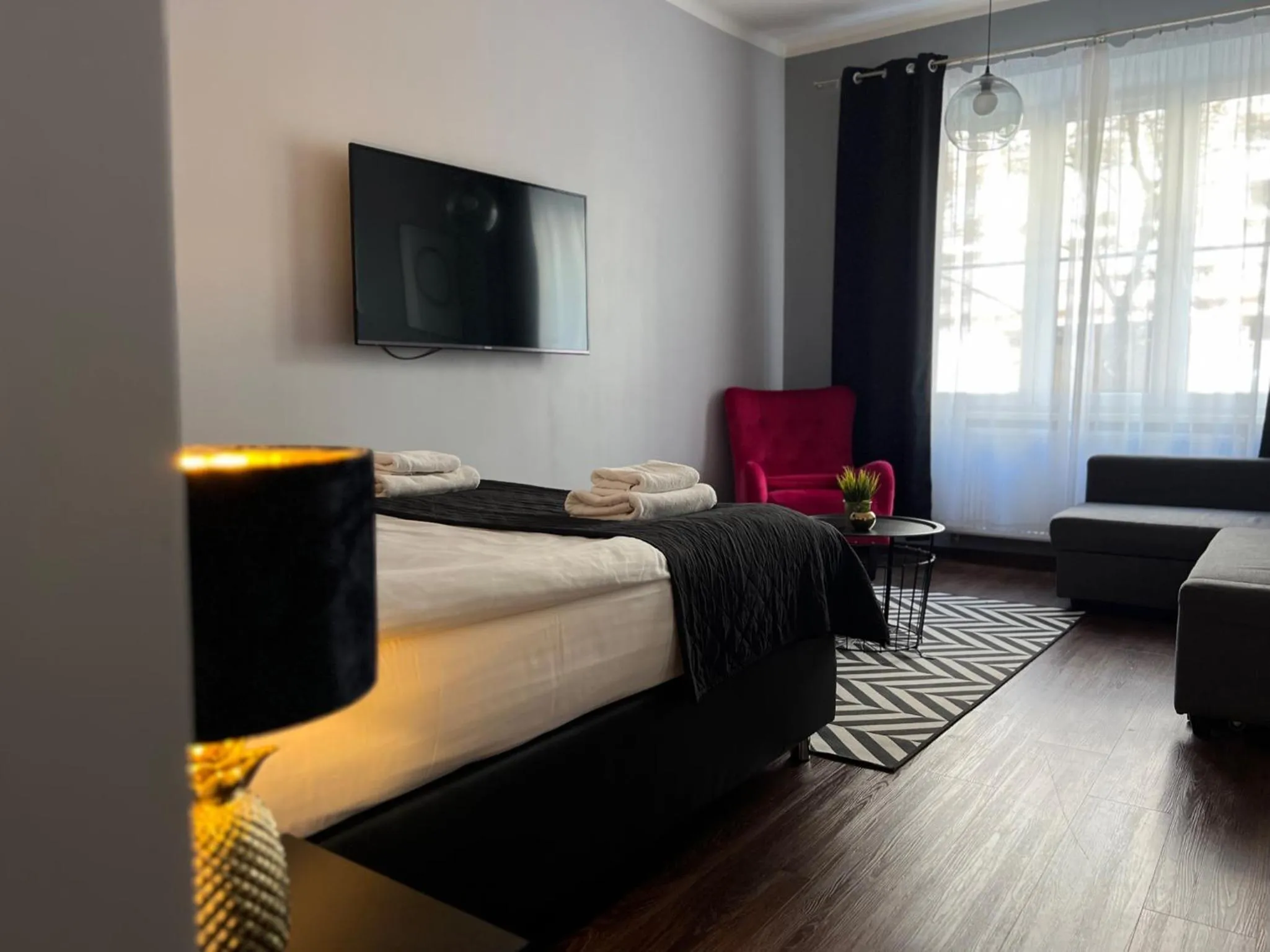 Bed in Leo Apartments Old Town