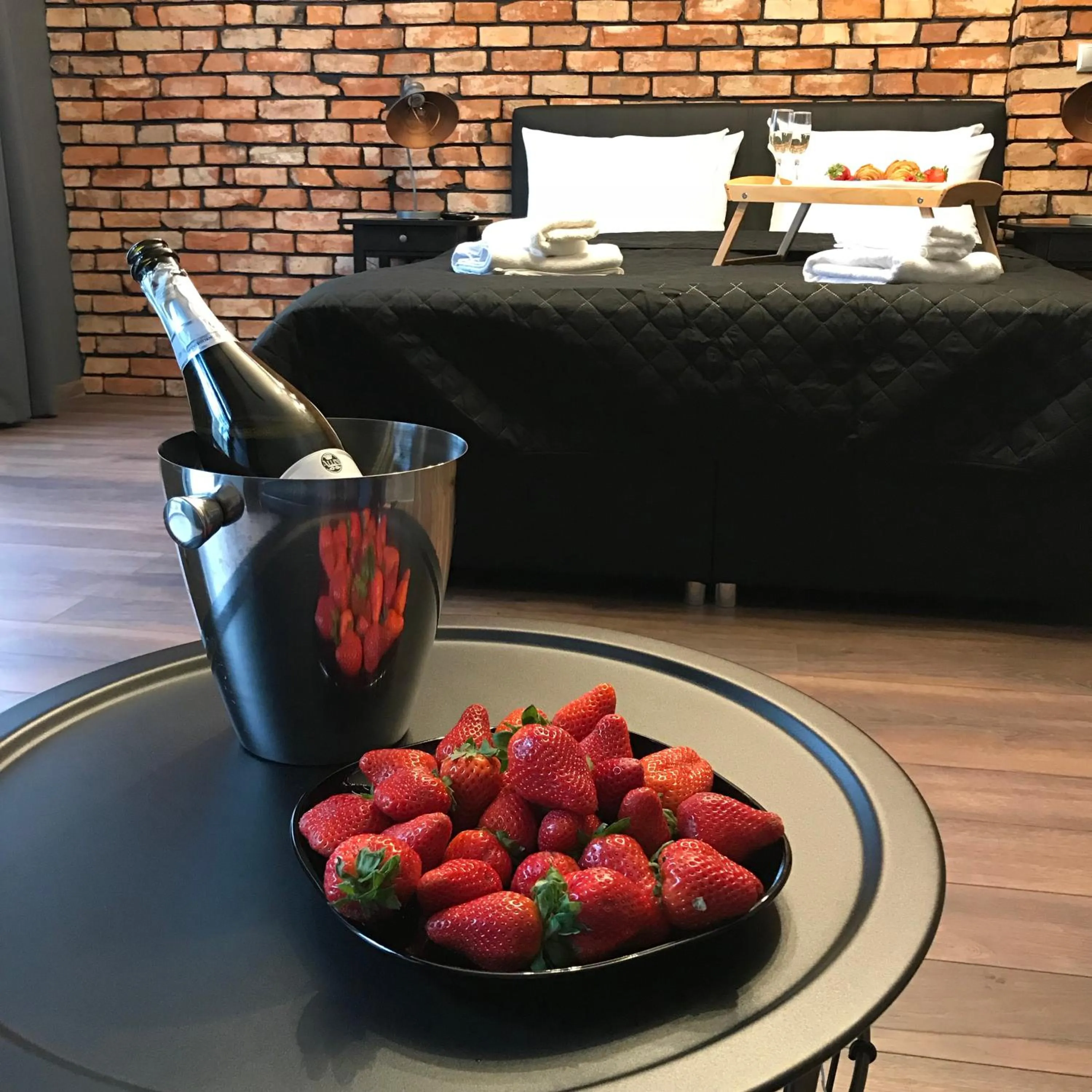 Food and drinks in Leo Apartments Old Town