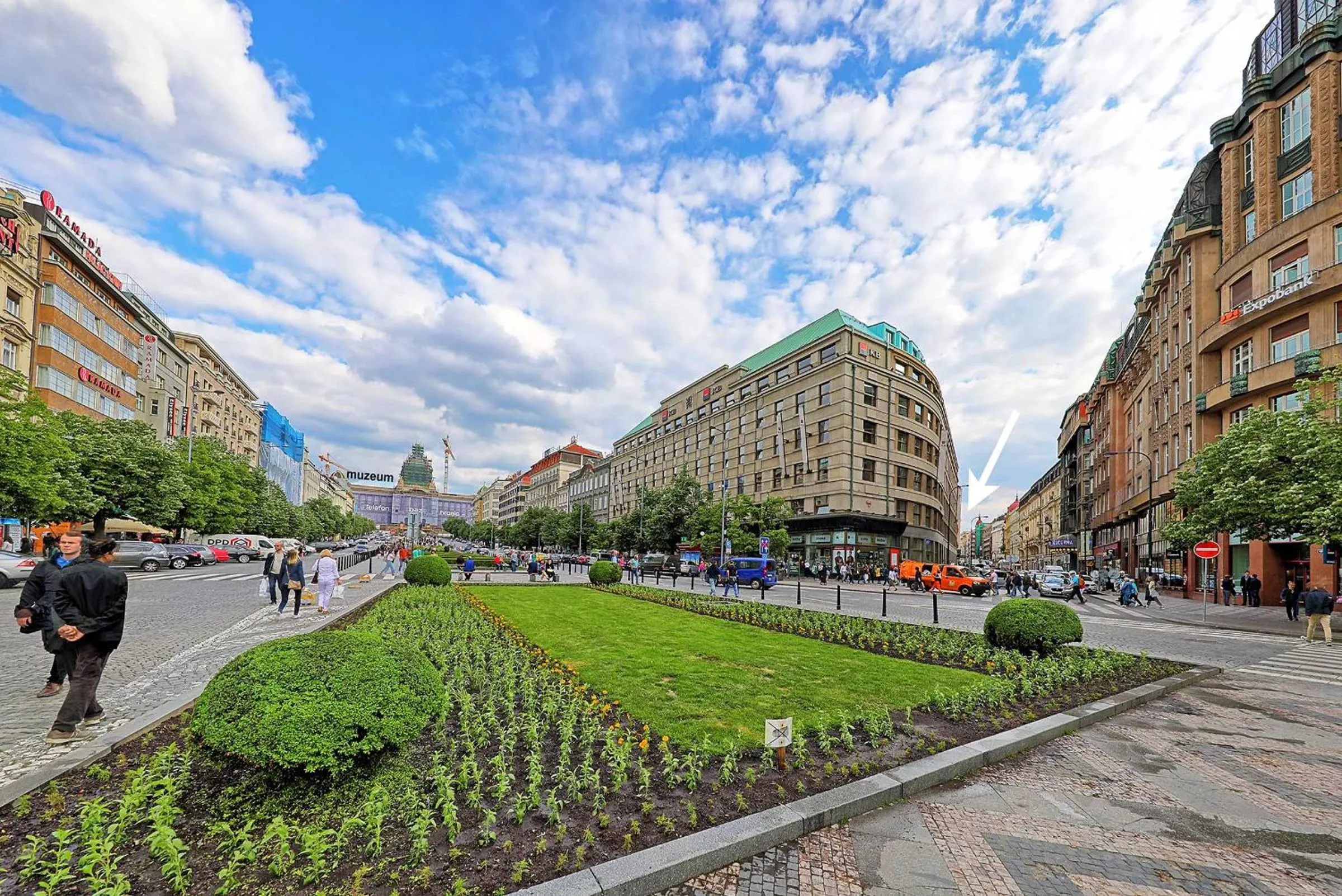 Property building in Apartments Stepanska 36