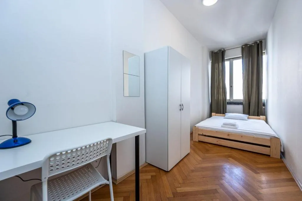 Bed in Apartments Stepanska 36