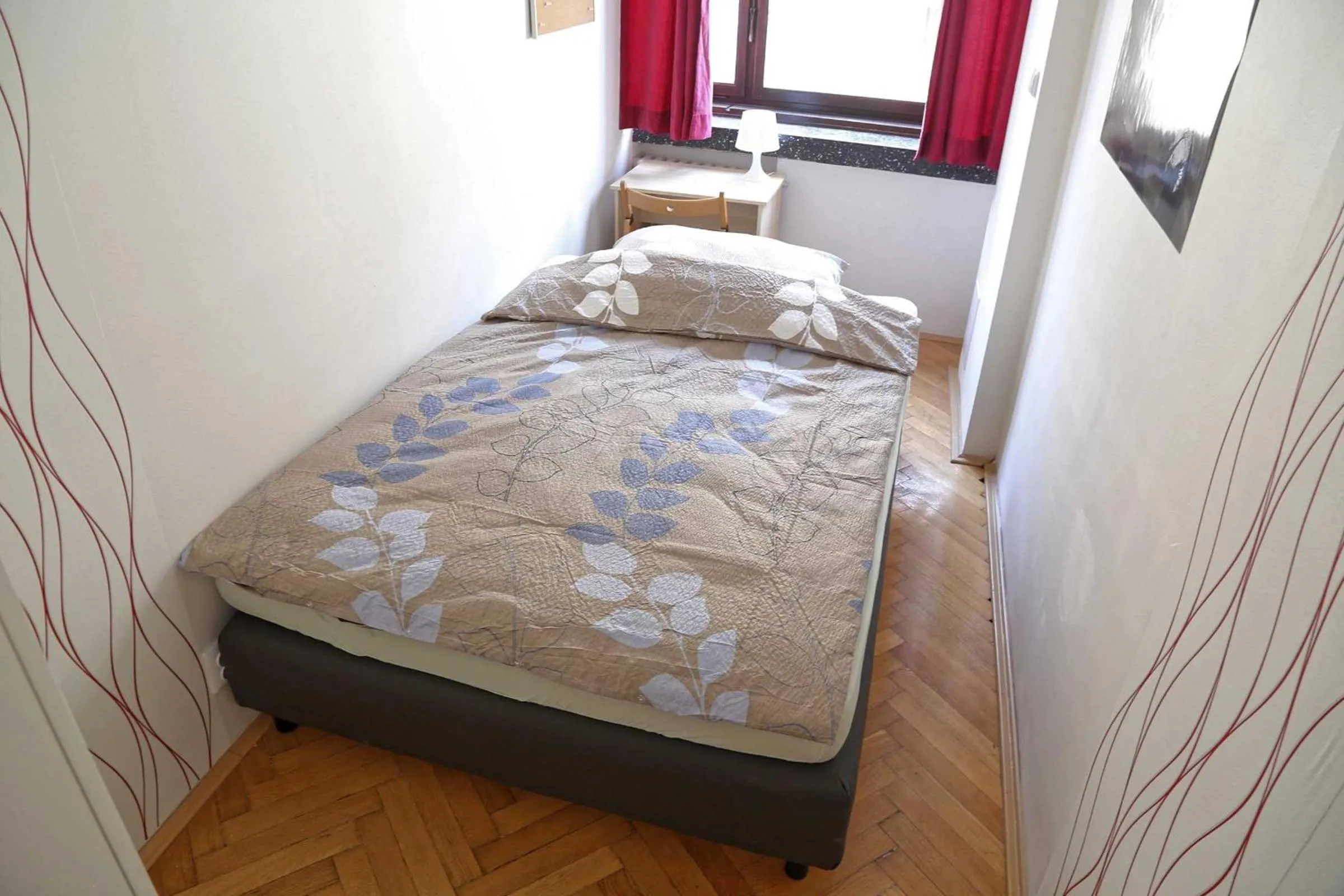 Bedroom, Bed in Apartments Stepanska 36