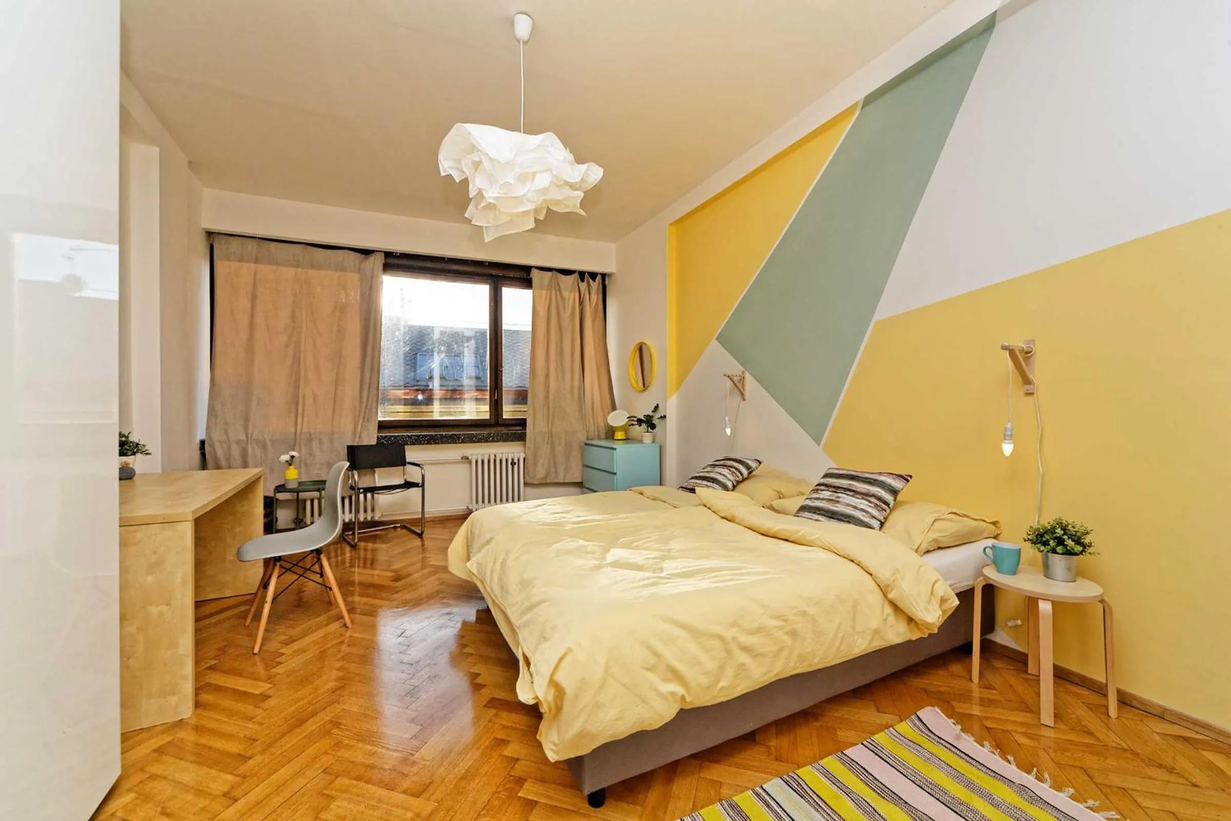 Bedroom, Bed in Apartments Stepanska 36