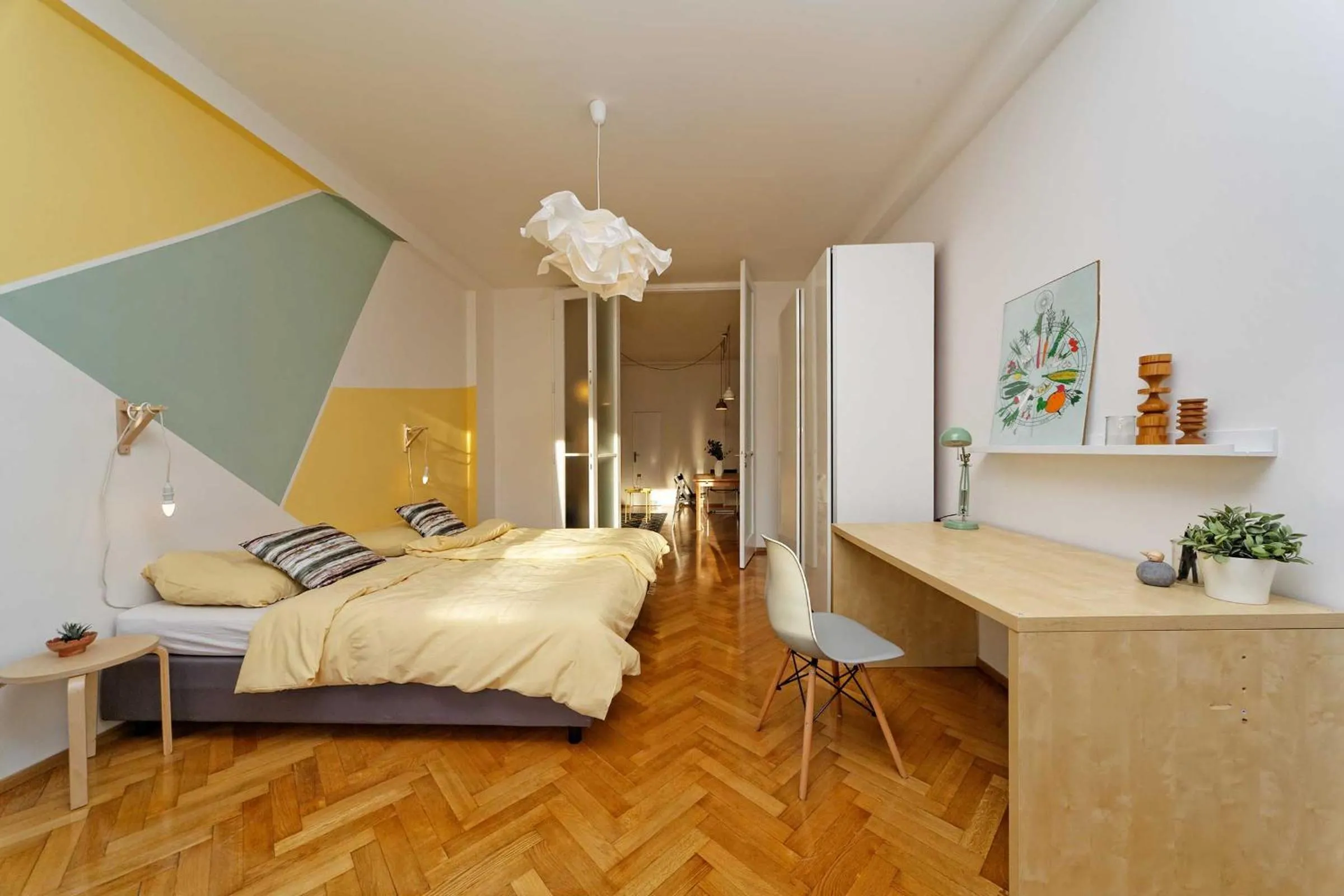 Bedroom, Bed in Apartments Stepanska 36