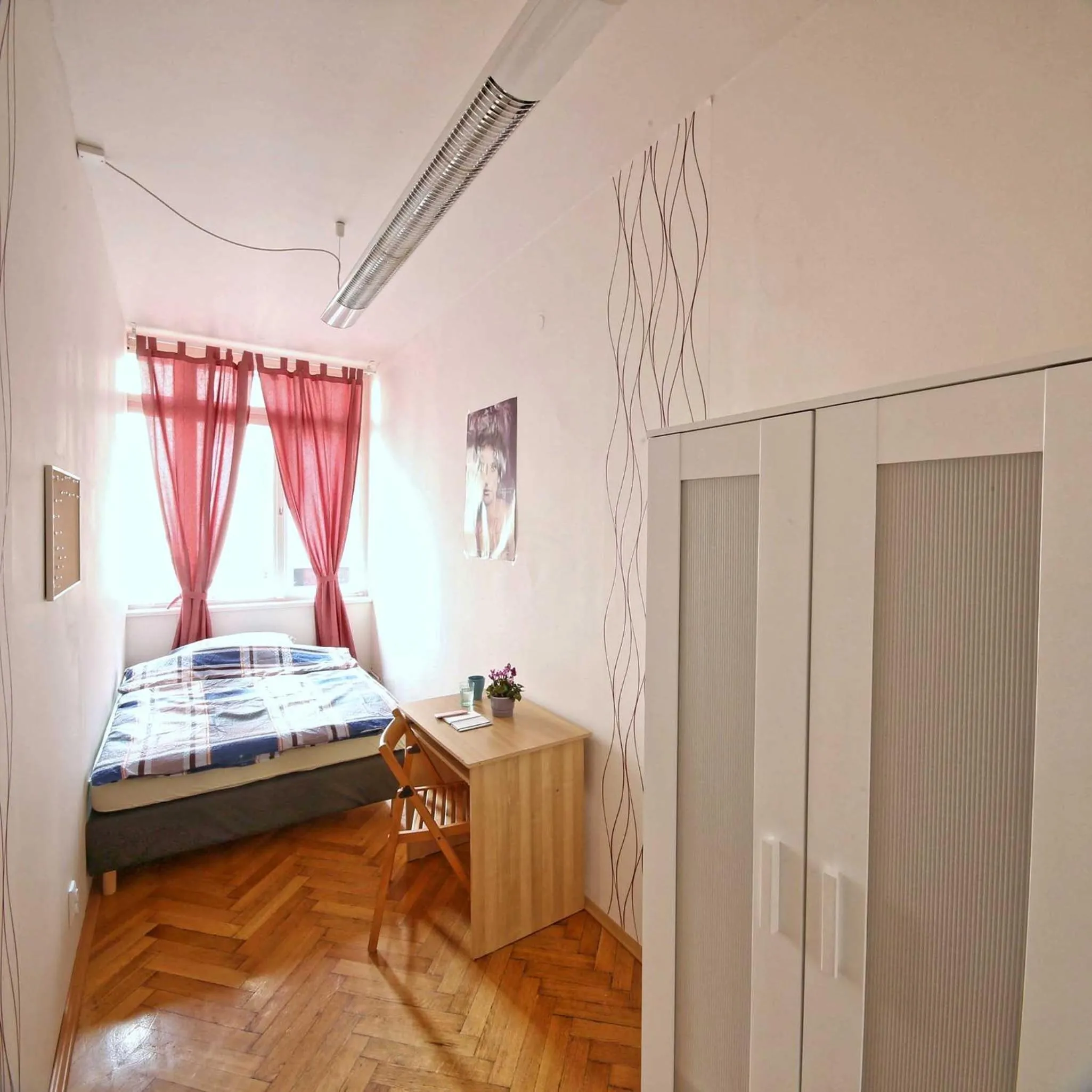 Bedroom, Bed in Apartments Stepanska 36
