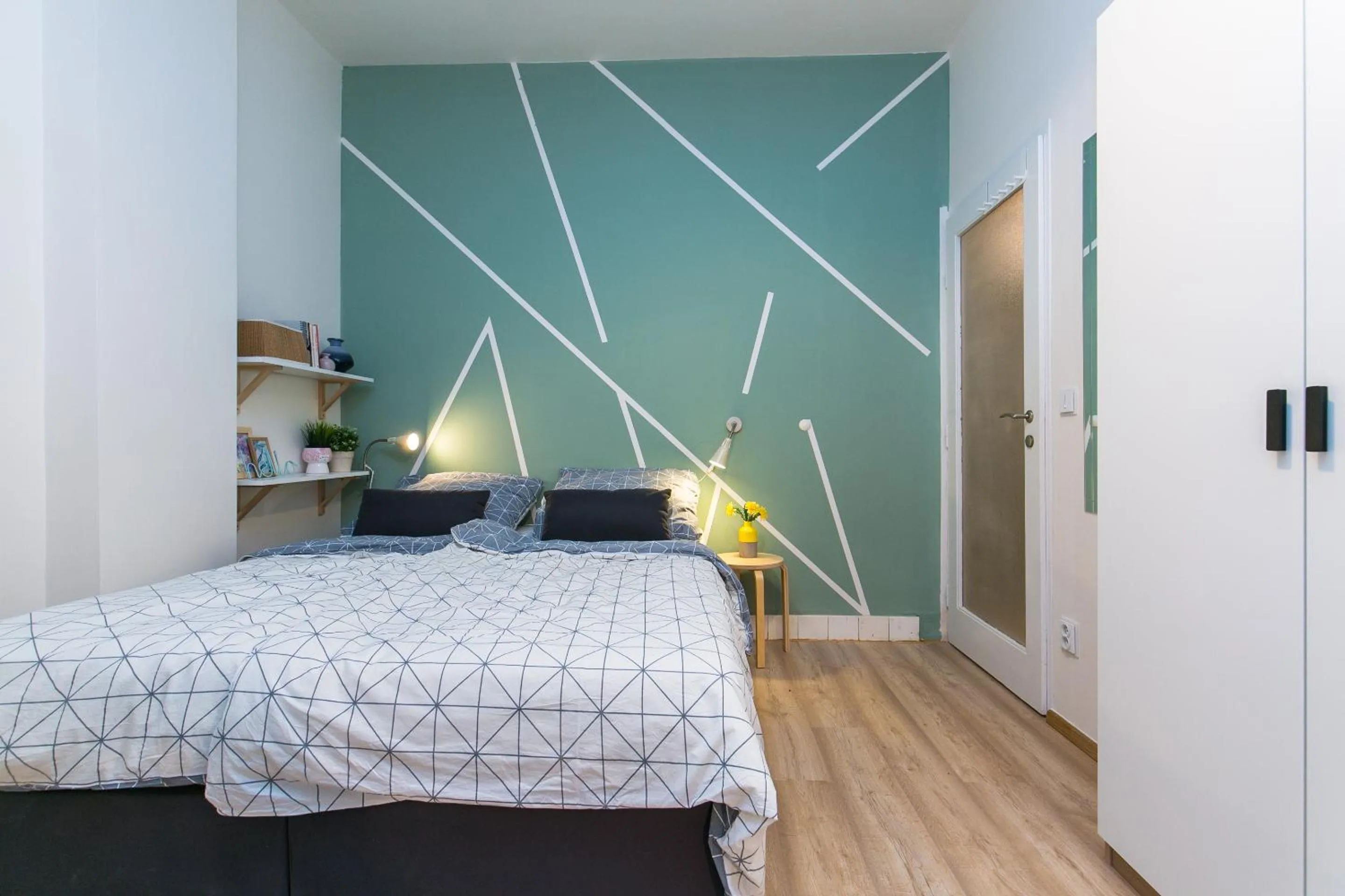 Bed in Apartments Stepanska 36