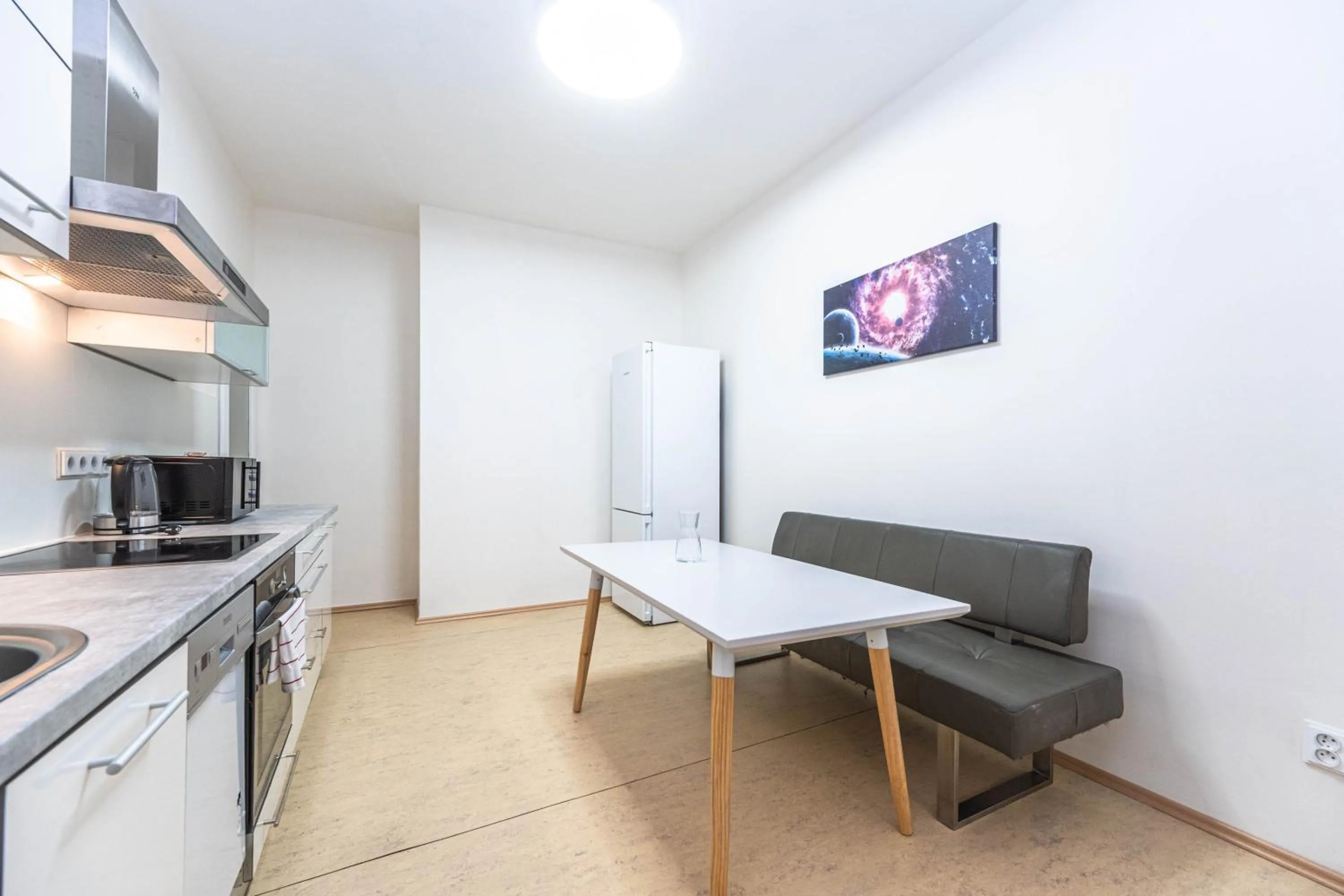 Three-Bedroom Standard Apartment in Apartments Stepanska 36