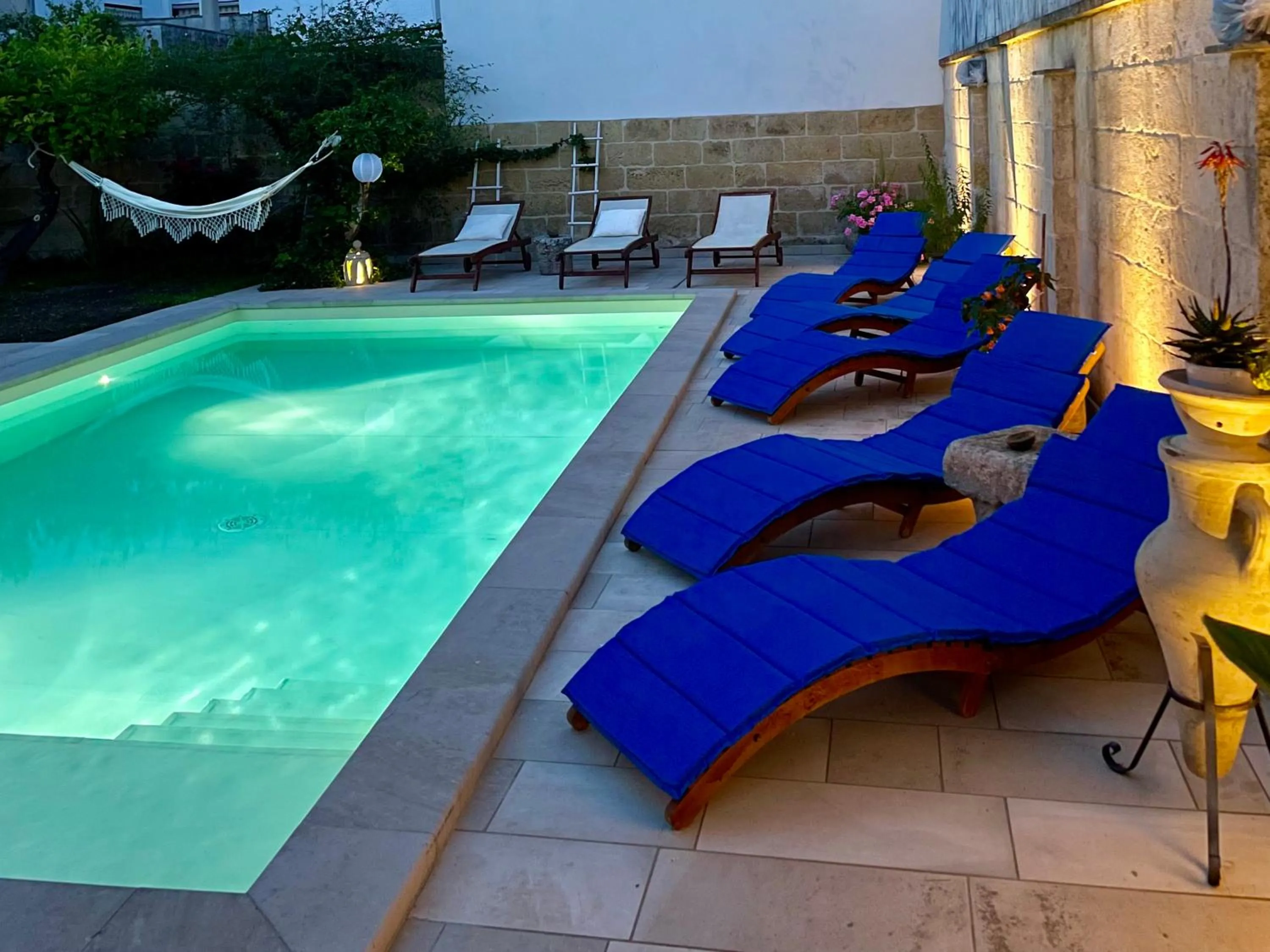 Pool view in Filigus