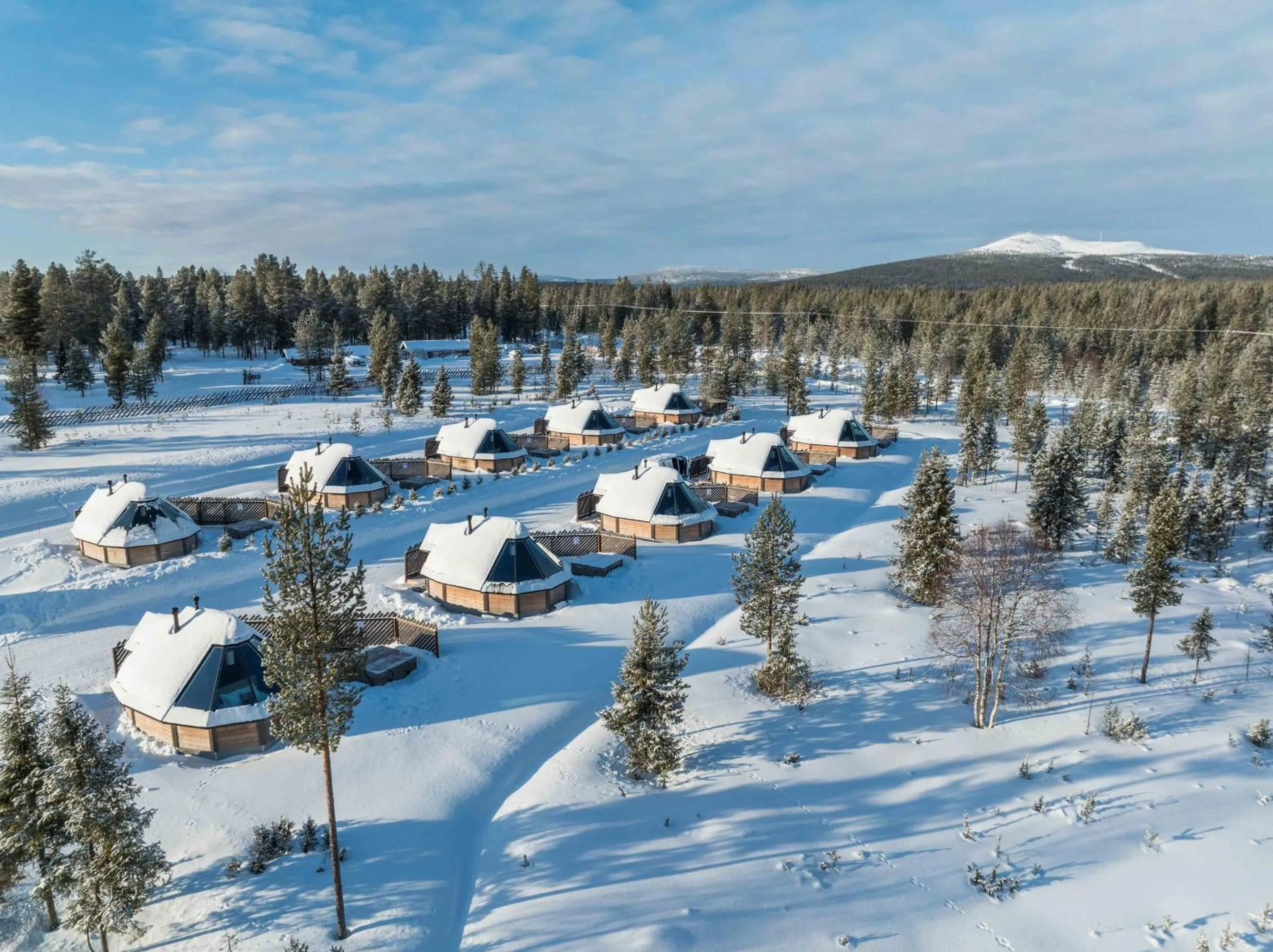 Property building in Reindeer Manor Levi