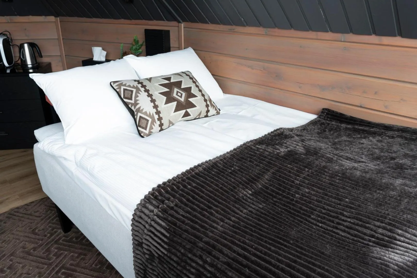 Bed in Reindeer Manor Levi