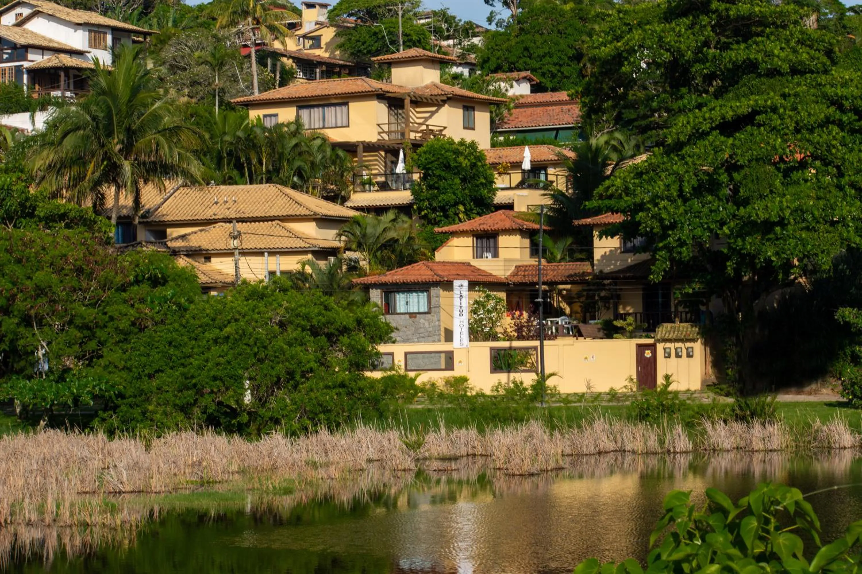 Property building in Hotel Barra da Lagoa by Latitud Hoteles