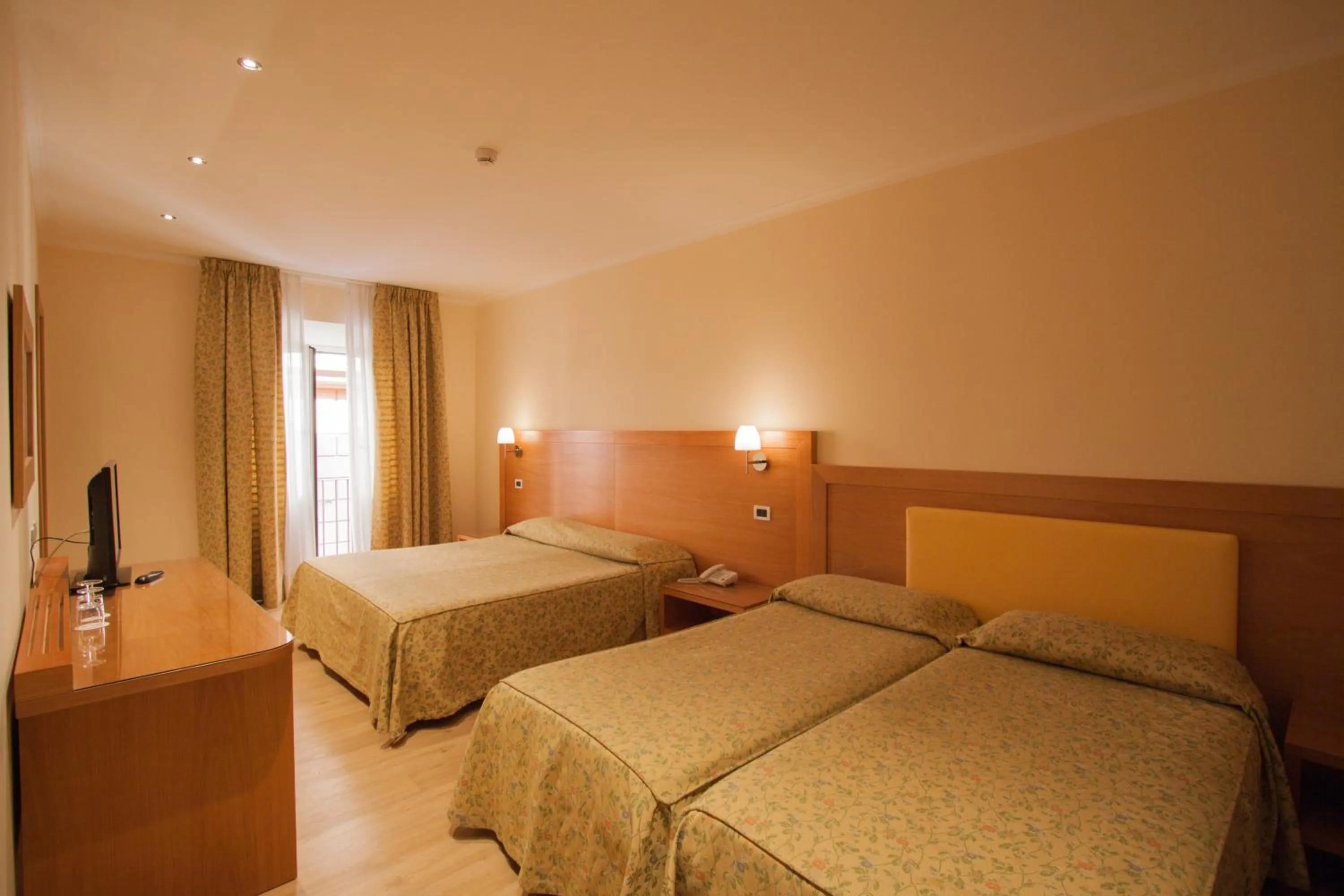 Photo of the whole room, Bed in Hotel Laurentia