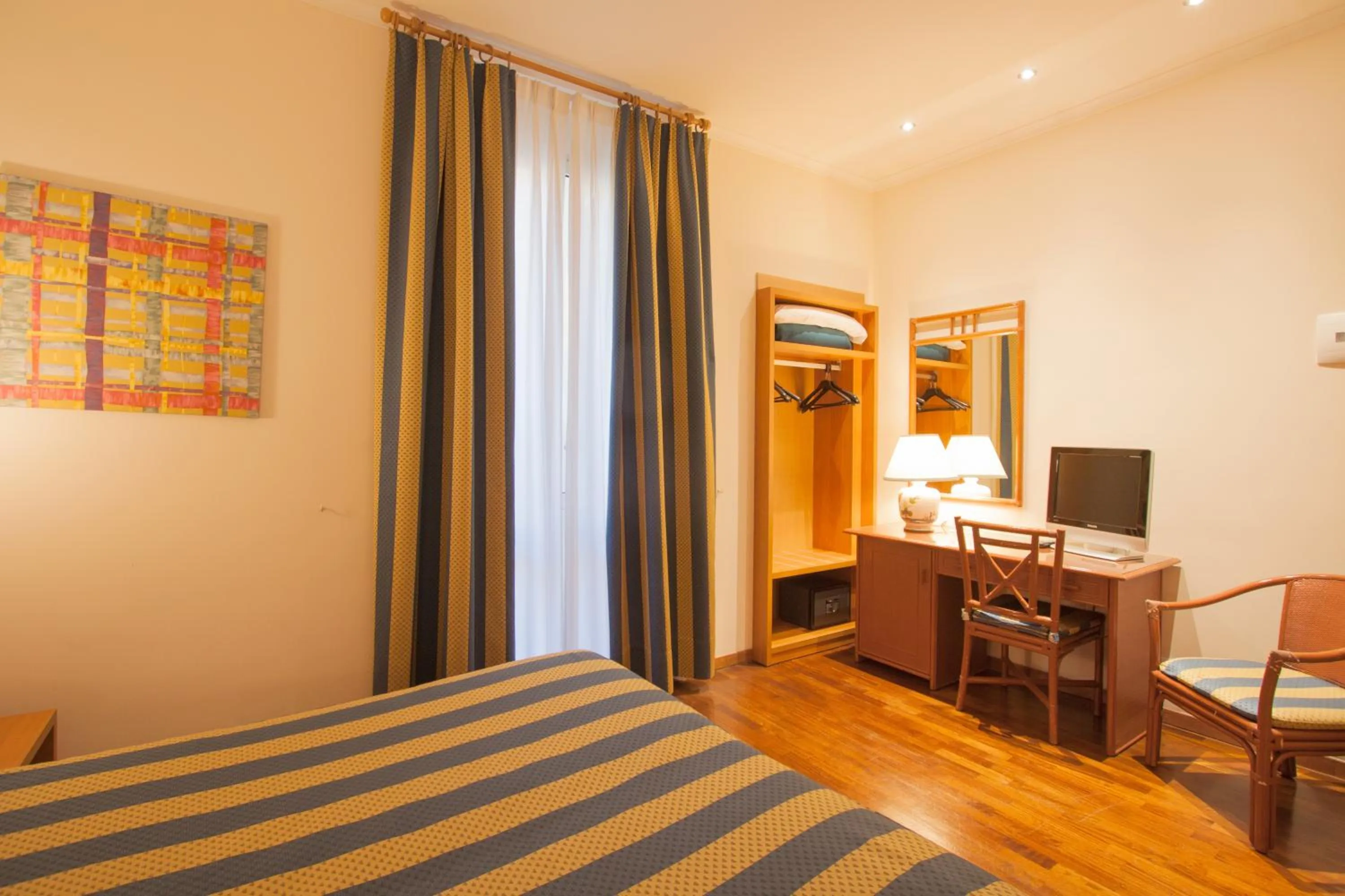 Decorative detail, Bed in Hotel Laurentia